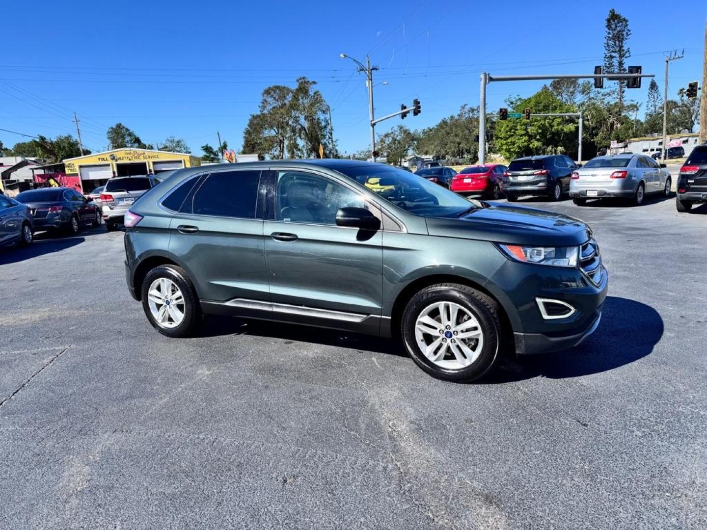 2015 GRAY FORD EDGE SEL (2FMTK3J83FB) with an 3.5L engine, Automatic transmission, located at 2929 9th St. West, Bradenton, 34205, (941) 242-2810, 27.473591, -82.570679 - Thanks for inquring into DriveNation USA! All vehicles listed can be viewed at www.drivenationusa.com for vehicle history reports and additonal info. We cannot quote any terms such as down payments or monthly payments without an application. You can apply directly at www.drivenationusa.com or by con - Photo#1