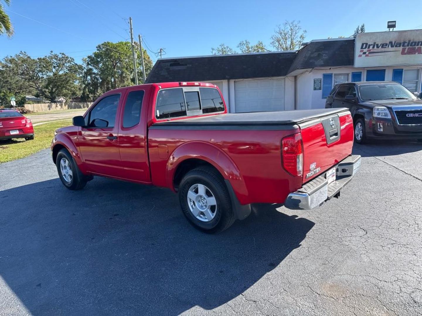 2008 RED NISSAN FRONTIER KING CAB LE (1N6AD06U98C) with an 4.0L engine, Automatic transmission, located at 2929 9th St. West, Bradenton, 34205, (941) 242-2810, 27.473591, -82.570679 - Thanks for inquring into DriveNation USA! All vehicles listed can be viewed at www.drivenationusa.com for vehicle history reports and additonal info. We cannot quote any terms such as down payments or monthly payments without an application. You can apply directly at www.drivenationusa.com or by con - Photo#5