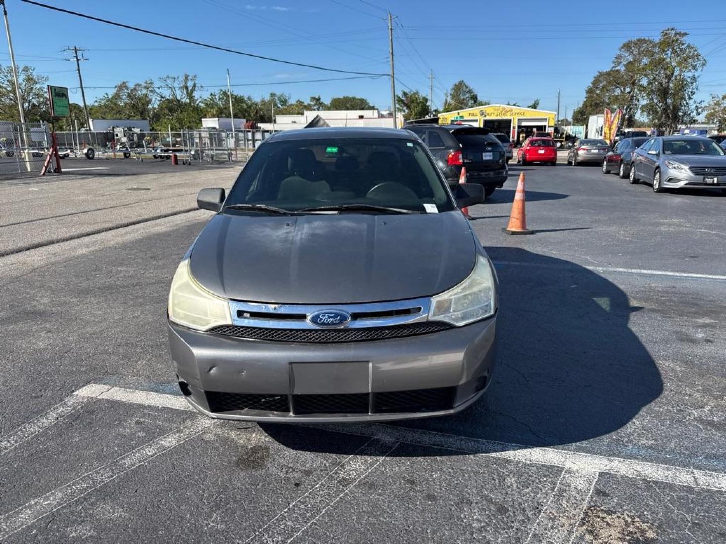 2010 GRAY FORD FOCUS SE (1FAHP3FN3AW) with an 2.0L engine, Automatic transmission, located at 2929 9th St. West, Bradenton, 34205, (941) 242-2810, 27.473591, -82.570679 - Thanks for inquring into DriveNation USA! All vehicles listed can be viewed at www.drivenationusa.com for vehicle history reports and additonal info. We cannot quote any terms such as down payments or monthly payments without an application. You can apply directly at www.drivenationusa.com or by con - Photo#2