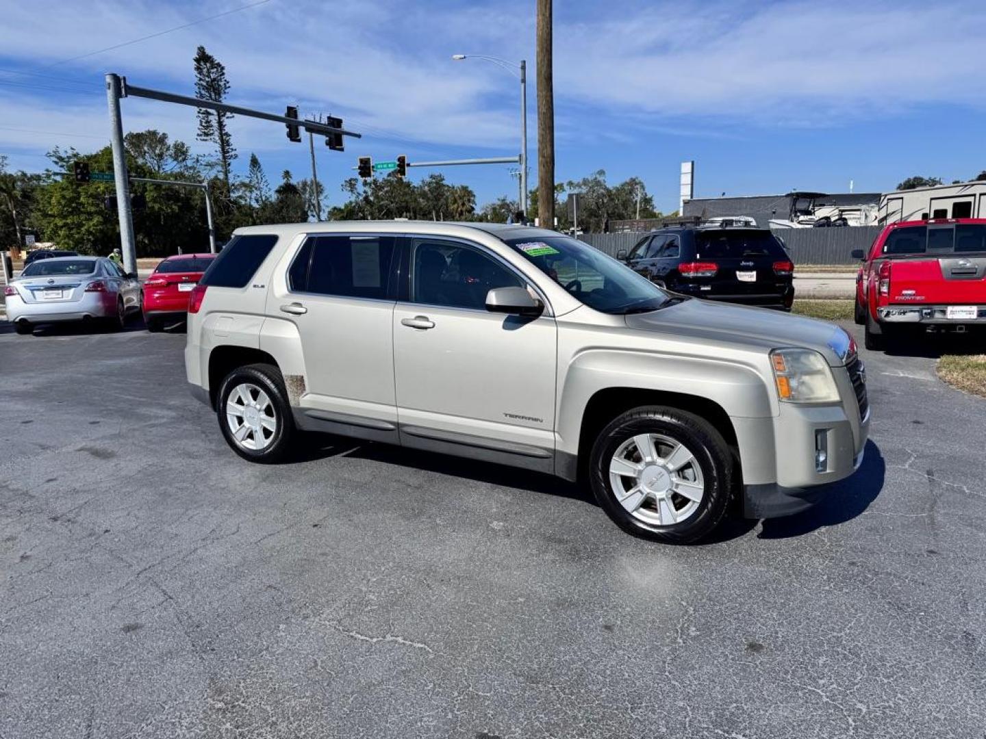 2013 TAN GMC TERRAIN SLE (2GKALMEKXD6) with an 2.4L engine, Automatic transmission, located at 2929 9th St. West, Bradenton, 34205, (941) 242-2810, 27.473591, -82.570679 - Thanks for inquring into DriveNation USA! All vehicles listed can be viewed at www.drivenationusa.com for vehicle history reports and additonal info. We cannot quote any terms such as down payments or monthly payments without an application. You can apply directly at www.drivenationusa.com or by con - Photo#0