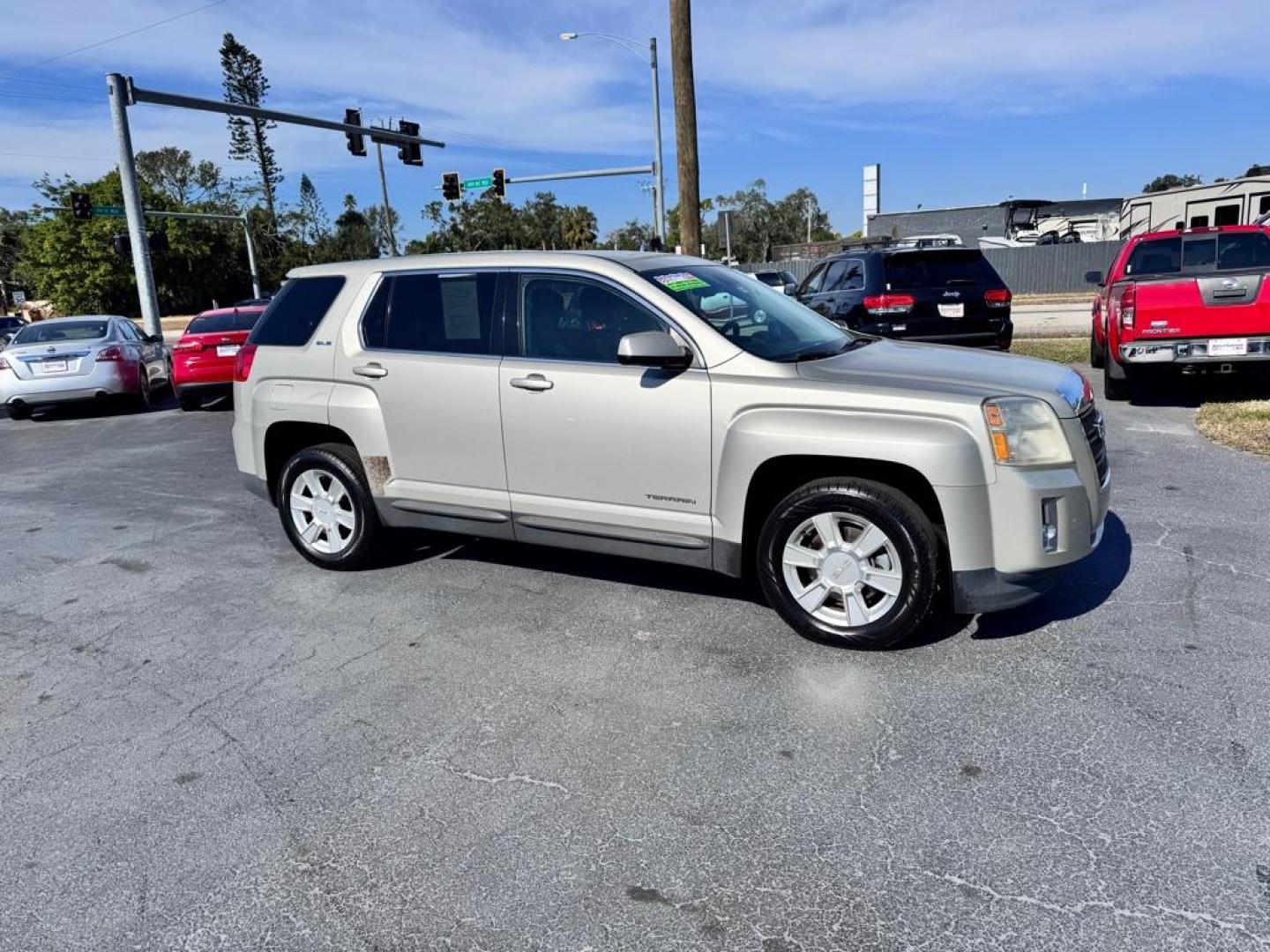 2013 TAN GMC TERRAIN SLE (2GKALMEKXD6) with an 2.4L engine, Automatic transmission, located at 2929 9th St. West, Bradenton, 34205, (941) 242-2810, 27.473591, -82.570679 - Thanks for inquring into DriveNation USA! All vehicles listed can be viewed at www.drivenationusa.com for vehicle history reports and additonal info. We cannot quote any terms such as down payments or monthly payments without an application. You can apply directly at www.drivenationusa.com or by con - Photo#1