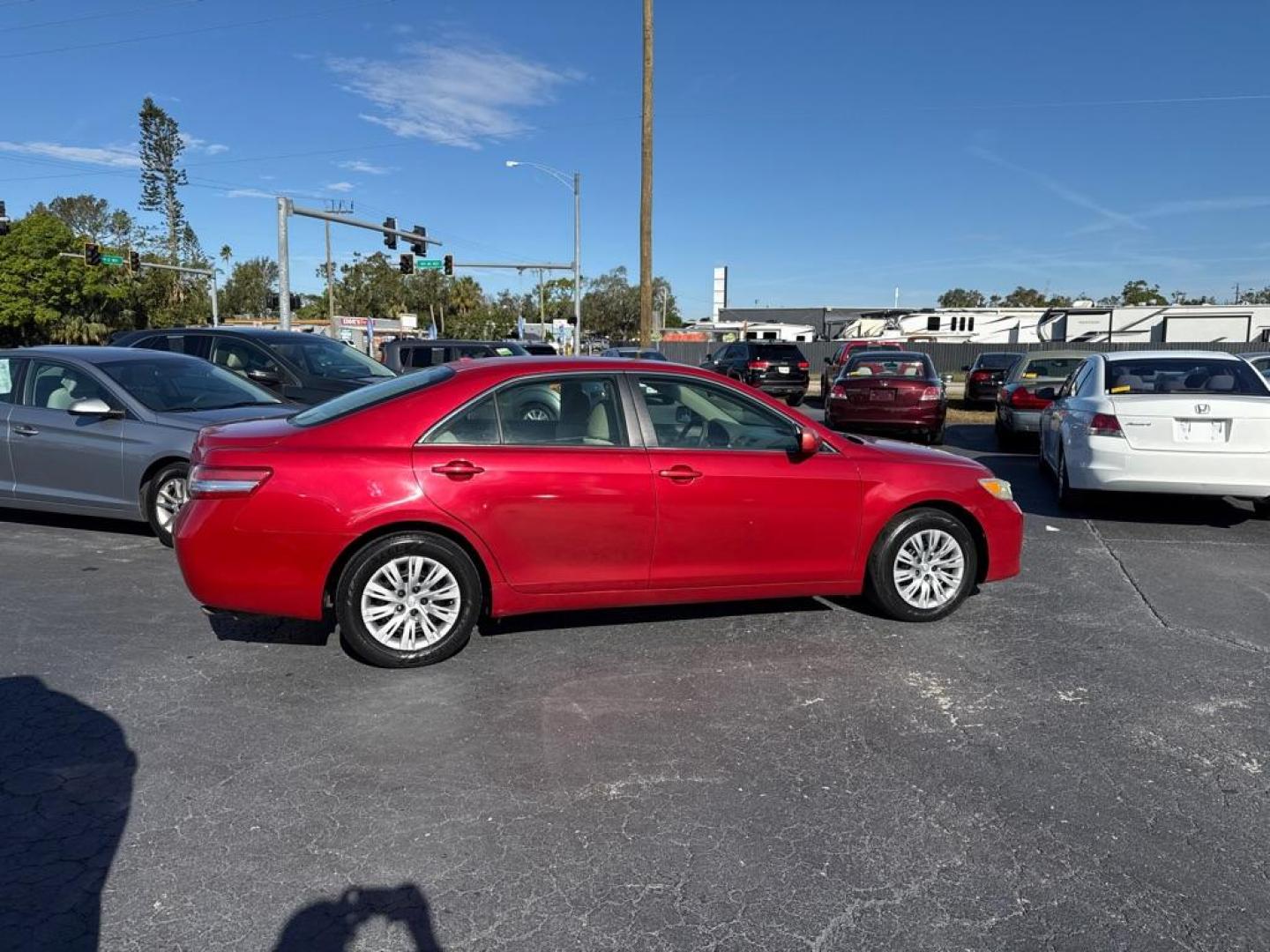 2011 RED TOYOTA CAMRY SE (4T1BF3EK0BU) with an 2.5L engine, Automatic transmission, located at 2929 9th St. West, Bradenton, 34205, (941) 242-2810, 27.473591, -82.570679 - Thanks for inquring into DriveNation USA! All vehicles listed can be viewed at www.drivenationusa.com for vehicle history reports and additonal info. We cannot quote any terms such as down payments or monthly payments without an application. You can apply directly at www.drivenationusa.com or by con - Photo#6