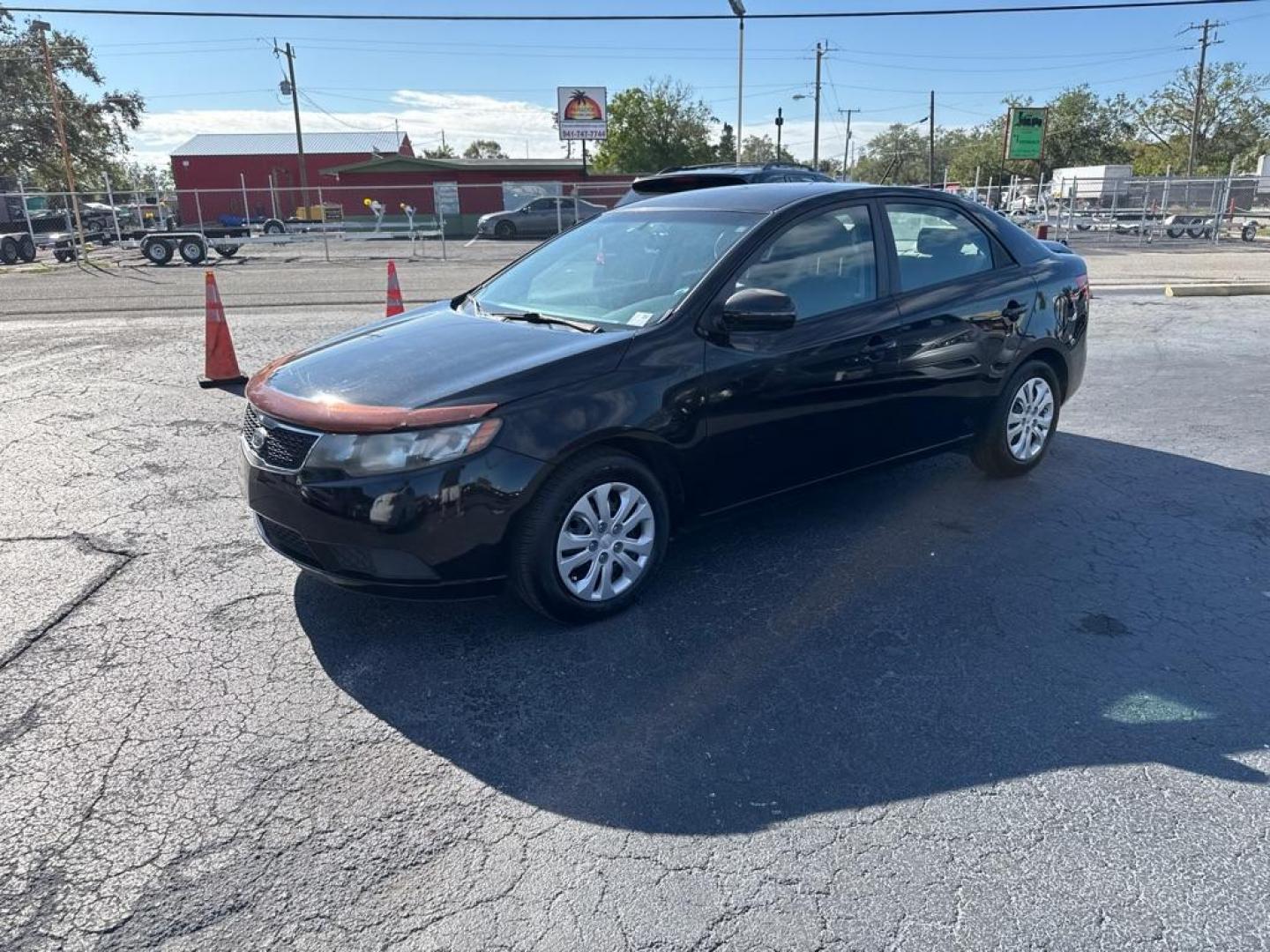 2012 BLACK KIA FORTE EX (KNAFU4A22C5) with an 2.0L engine, Automatic transmission, located at 2929 9th St. West, Bradenton, 34205, (941) 242-2810, 27.473591, -82.570679 - Thanks for inquring into DriveNation USA! All vehicles listed can be viewed at www.drivenationusa.com for vehicle history reports and additonal info. We cannot quote any terms such as down payments or monthly payments without an application. You can apply directly at www.drivenationusa.com or by con - Photo#3