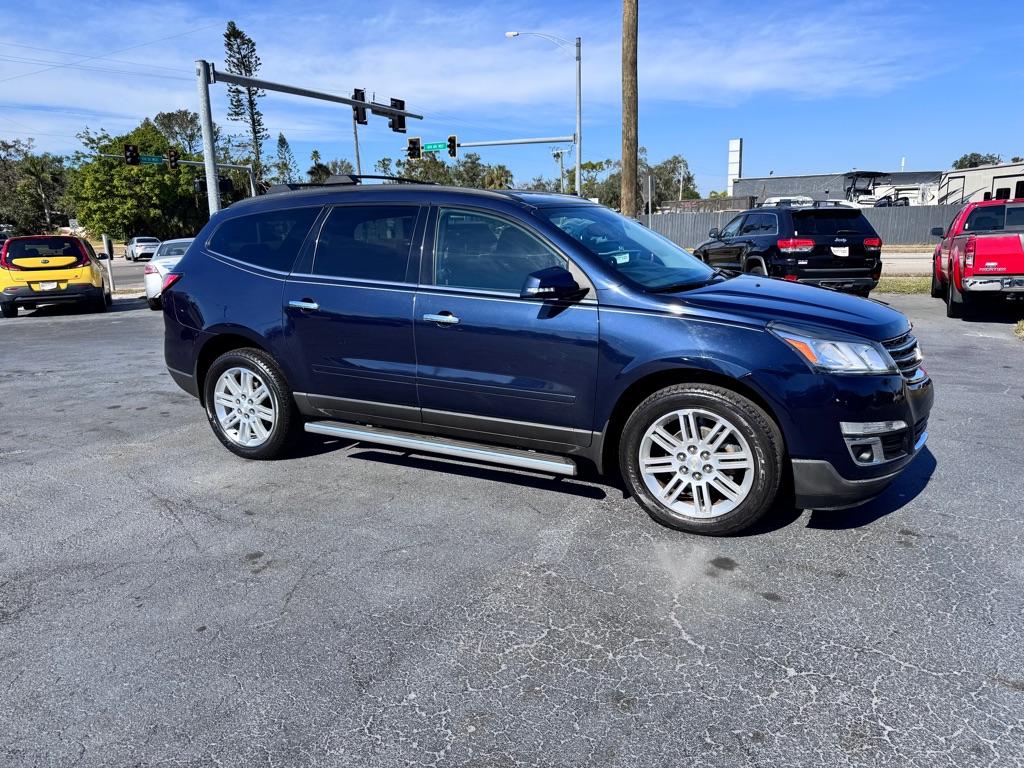 photo of 2015 CHEVROLET TRAVERSE LT