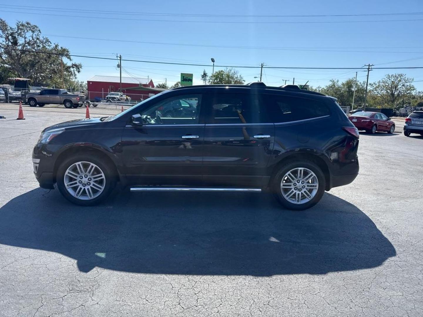 2015 BLUE CHEVROLET TRAVERSE LT (1GNKRGKD0FJ) with an 3.6L engine, Automatic transmission, located at 2929 9th St. West, Bradenton, 34205, (941) 242-2810, 27.473591, -82.570679 - Thanks for inquring into DriveNation USA! All vehicles listed can be viewed at www.drivenationusa.com for vehicle history reports and additonal info. We cannot quote any terms such as down payments or monthly payments without an application. You can apply directly at www.drivenationusa.com or by con - Photo#4