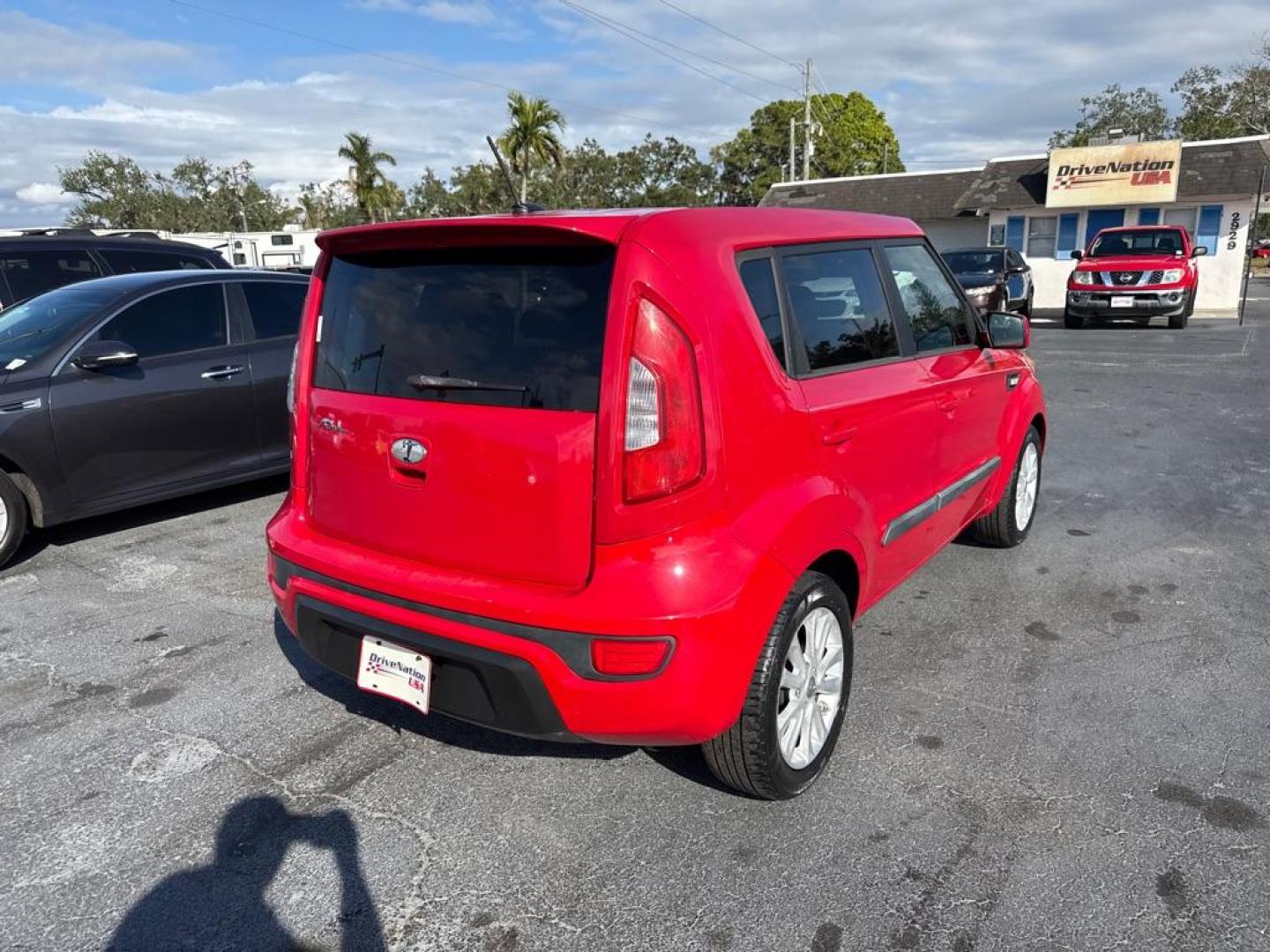 2013 RED KIA SOUL + (KNDJT2A52D7) with an 1.6L engine, Automatic transmission, located at 2929 9th St. West, Bradenton, 34205, (941) 242-2810, 27.473591, -82.570679 - Thanks for inquring into DriveNation USA! All vehicles listed can be viewed at www.drivenationusa.com for vehicle history reports and additonal info. We cannot quote any terms such as down payments or monthly payments without an application. You can apply directly at www.drivenationusa.com or by con - Photo#5