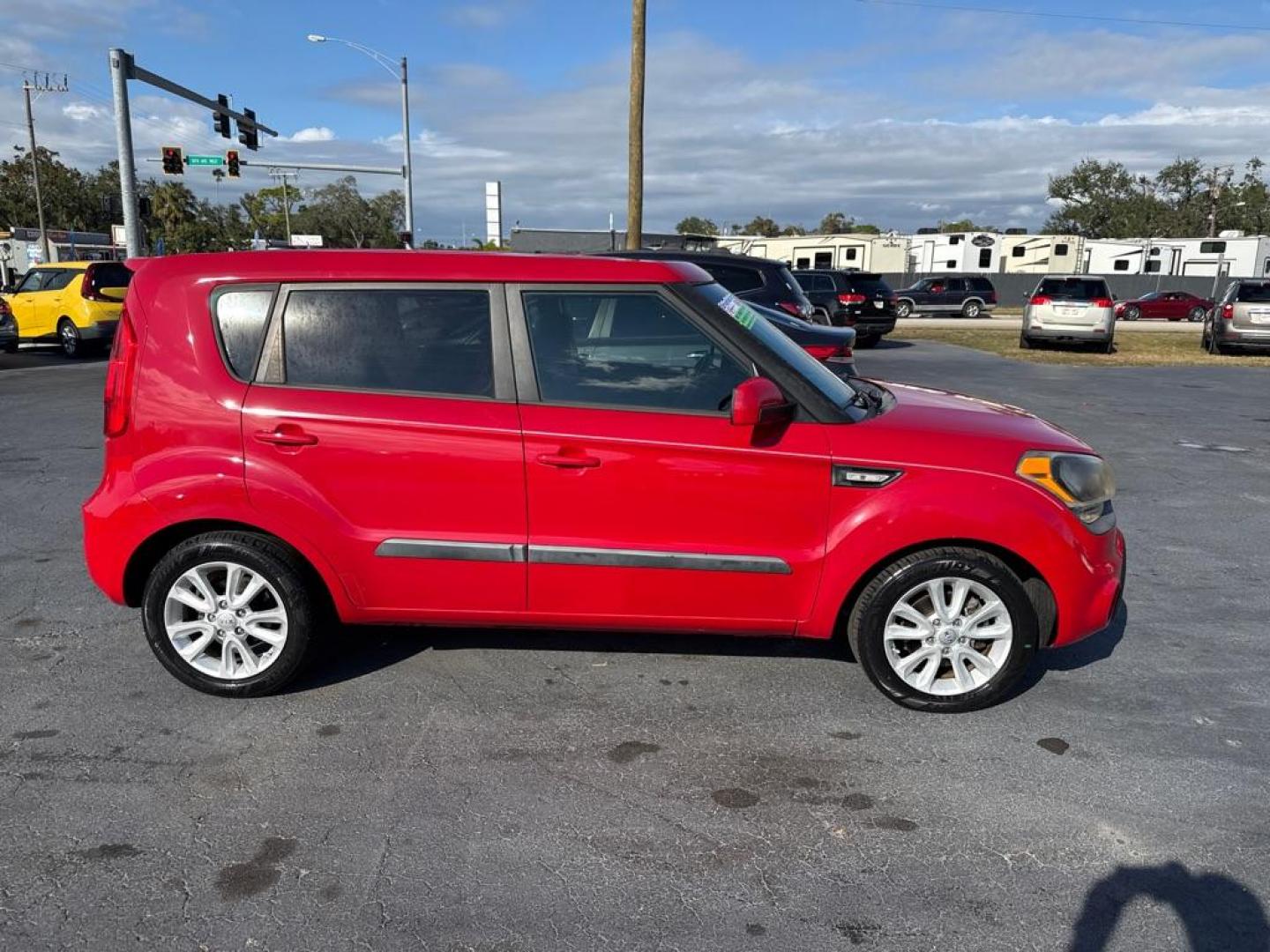 2013 RED KIA SOUL + (KNDJT2A52D7) with an 1.6L engine, Automatic transmission, located at 2929 9th St. West, Bradenton, 34205, (941) 242-2810, 27.473591, -82.570679 - Thanks for inquring into DriveNation USA! All vehicles listed can be viewed at www.drivenationusa.com for vehicle history reports and additonal info. We cannot quote any terms such as down payments or monthly payments without an application. You can apply directly at www.drivenationusa.com or by con - Photo#6