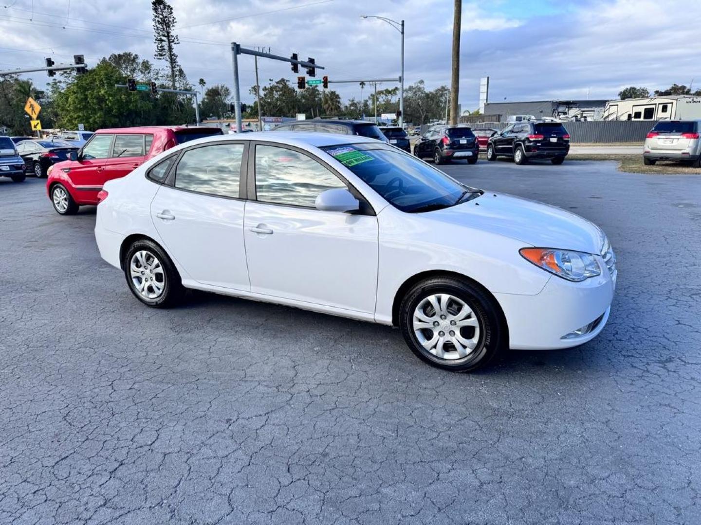 2010 WHITE HYUNDAI ELANTRA BLUE (KMHDU4AD4AU) with an 2.0L engine, Automatic transmission, located at 2929 9th St. West, Bradenton, 34205, (941) 242-2810, 27.473591, -82.570679 - Thanks for inquring into DriveNation USA! All vehicles listed can be viewed at www.drivenationusa.com for vehicle history reports and additonal info. We cannot quote any terms such as down payments or monthly payments without an application. You can apply directly at www.drivenationusa.com or by con - Photo#0