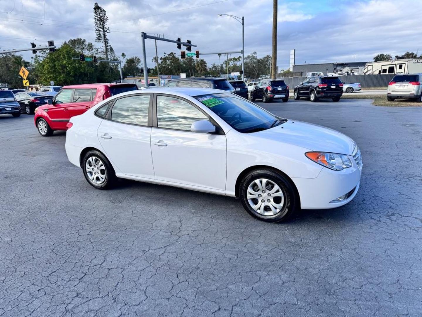 2010 WHITE HYUNDAI ELANTRA BLUE (KMHDU4AD4AU) with an 2.0L engine, Automatic transmission, located at 2929 9th St. West, Bradenton, 34205, (941) 242-2810, 27.473591, -82.570679 - Thanks for inquring into DriveNation USA! All vehicles listed can be viewed at www.drivenationusa.com for vehicle history reports and additonal info. We cannot quote any terms such as down payments or monthly payments without an application. You can apply directly at www.drivenationusa.com or by con - Photo#1