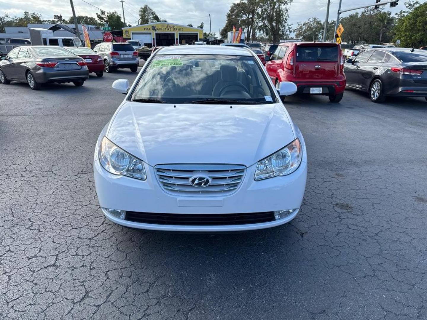 2010 WHITE HYUNDAI ELANTRA BLUE (KMHDU4AD4AU) with an 2.0L engine, Automatic transmission, located at 2929 9th St. West, Bradenton, 34205, (941) 242-2810, 27.473591, -82.570679 - Thanks for inquring into DriveNation USA! All vehicles listed can be viewed at www.drivenationusa.com for vehicle history reports and additonal info. We cannot quote any terms such as down payments or monthly payments without an application. You can apply directly at www.drivenationusa.com or by con - Photo#2