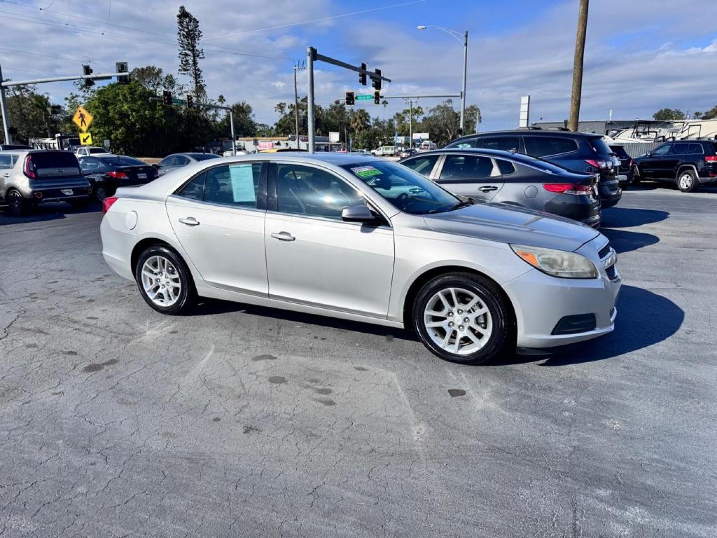 2013 SILVER CHEVROLET MALIBU 1LT (1G11D5RR9DF) with an 2.4L engine, Automatic transmission, located at 2929 9th St. West, Bradenton, 34205, (941) 242-2810, 27.473591, -82.570679 - Photo#1