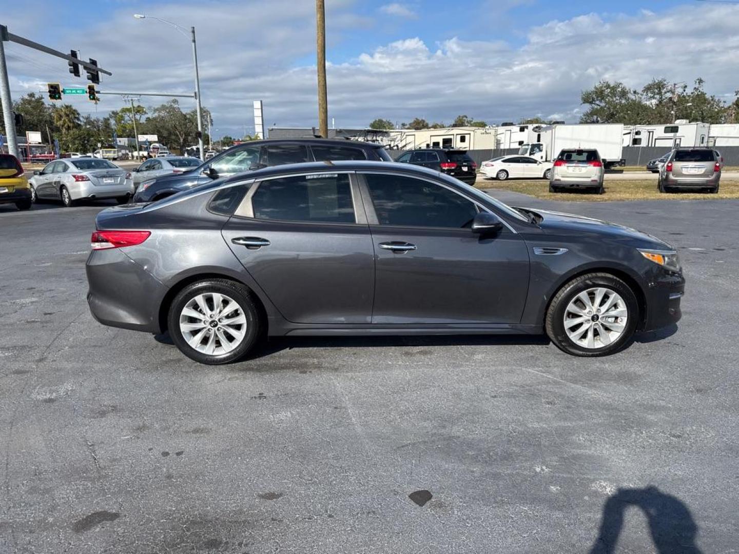 2017 GRAY KIA OPTIMA LX (5XXGT4L3XHG) with an 2.4L engine, Automatic transmission, located at 2929 9th St. West, Bradenton, 34205, (941) 242-2810, 27.473591, -82.570679 - Thanks for inquring into DriveNation USA! All vehicles listed can be viewed at www.drivenationusa.com for vehicle history reports and additonal info. We cannot quote any terms such as down payments or monthly payments without an application. You can apply directly at www.drivenationusa.com or by con - Photo#7