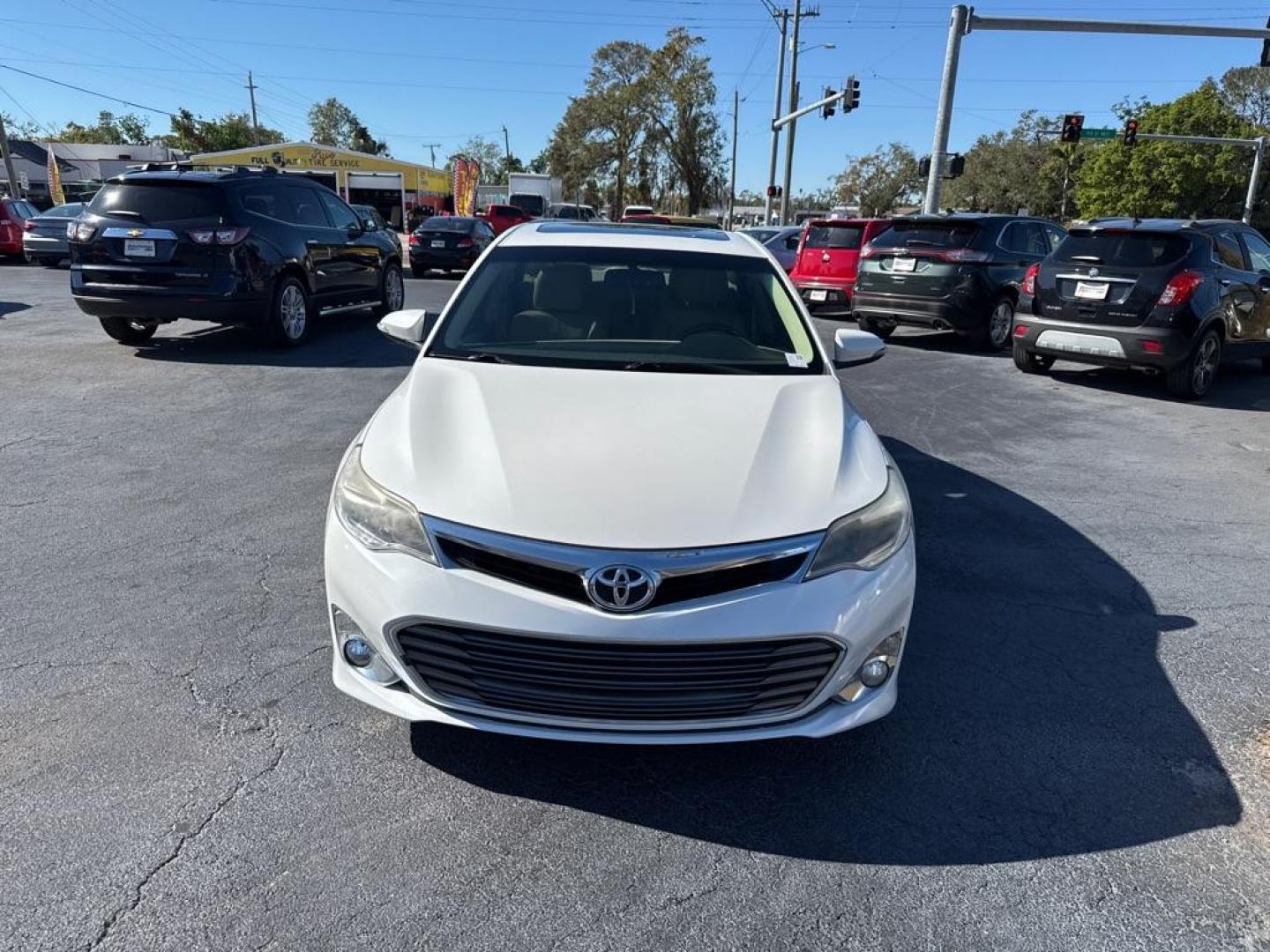 2014 WHITE TOYOTA AVALON XLE (4T1BK1EB0EU) with an 3.5L engine, Automatic transmission, located at 2929 9th St. West, Bradenton, 34205, (941) 242-2810, 27.473591, -82.570679 - Thanks for inquring into DriveNation USA! All vehicles listed can be viewed at www.drivenationusa.com for vehicle history reports and additonal info. We cannot quote any terms such as down payments or monthly payments without an application. You can apply directly at www.drivenationusa.com or by con - Photo#2