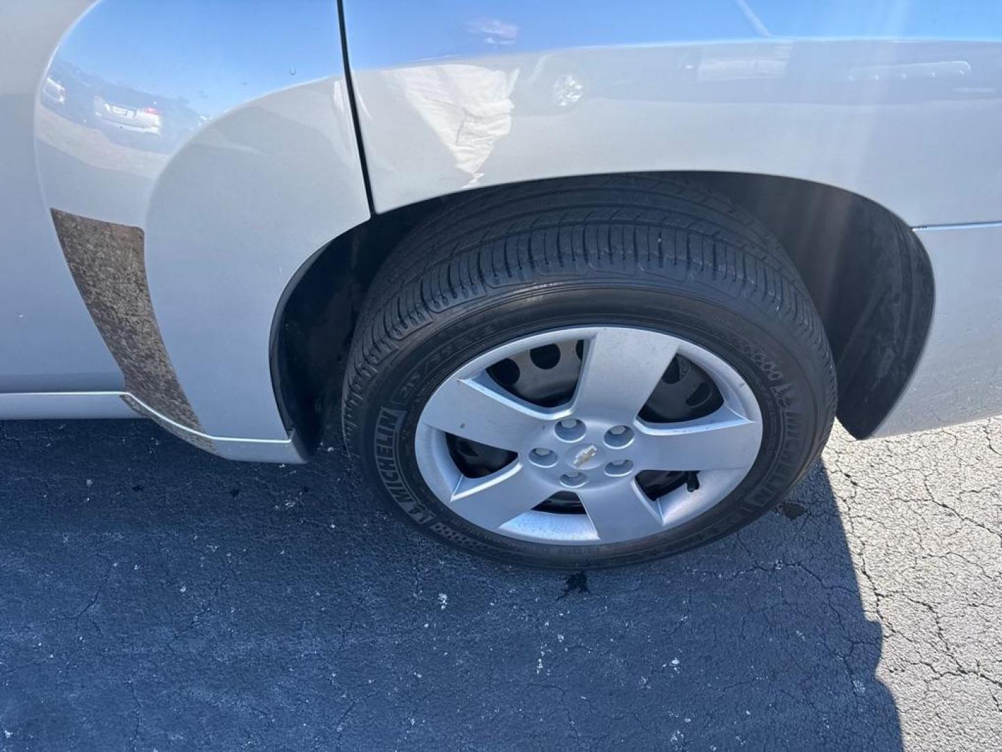 2010 GRAY CHEVROLET HHR LS (3GNBAADB0AS) with an 2.2L engine, Automatic transmission, located at 2929 9th St. West, Bradenton, 34205, (941) 242-2810, 27.473591, -82.570679 - Thanks for inquring into DriveNation USA! All vehicles listed can be viewed at www.drivenationusa.com for vehicle history reports and additonal info. We cannot quote any terms such as down payments or monthly payments without an application. You can apply directly at www.drivenationusa.com or by con - Photo#9