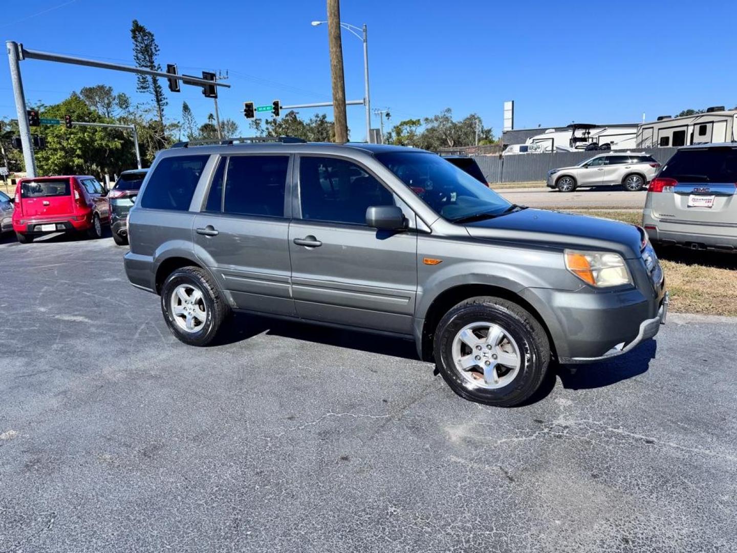 2008 TAN HONDA PILOT EXL (5FNYF28758B) with an 3.5L engine, Automatic transmission, located at 2929 9th St. West, Bradenton, 34205, (941) 242-2810, 27.473591, -82.570679 - Thanks for inquring into DriveNation USA! All vehicles listed can be viewed at www.drivenationusa.com for vehicle history reports and additonal info. We cannot quote any terms such as down payments or monthly payments without an application. You can apply directly at www.drivenationusa.com or by con - Photo#1