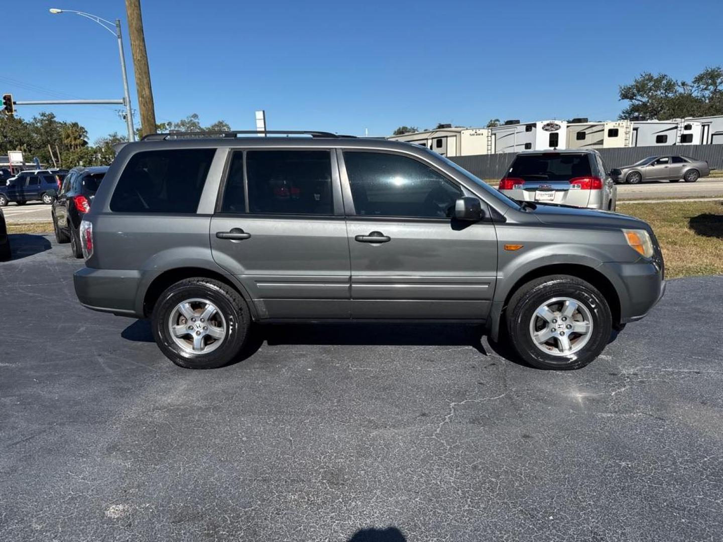 2008 TAN HONDA PILOT EXL (5FNYF28758B) with an 3.5L engine, Automatic transmission, located at 2929 9th St. West, Bradenton, 34205, (941) 242-2810, 27.473591, -82.570679 - Thanks for inquring into DriveNation USA! All vehicles listed can be viewed at www.drivenationusa.com for vehicle history reports and additonal info. We cannot quote any terms such as down payments or monthly payments without an application. You can apply directly at www.drivenationusa.com or by con - Photo#7