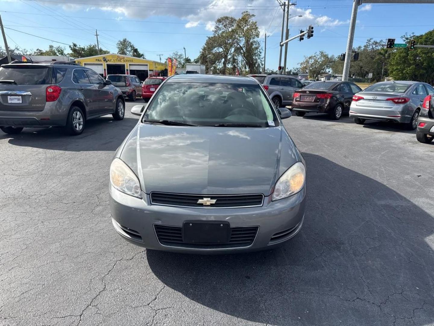 2008 GRAY CHEVROLET IMPALA LT (2G1WT55K781) with an 3.5L engine, Automatic transmission, located at 2929 9th St. West, Bradenton, 34205, (941) 242-2810, 27.473591, -82.570679 - Thanks for inquring into DriveNation USA! All vehicles listed can be viewed at www.drivenationusa.com for vehicle history reports and additonal info. We cannot quote any terms such as down payments or monthly payments without an application. You can apply directly at www.drivenationusa.com or by con - Photo#2