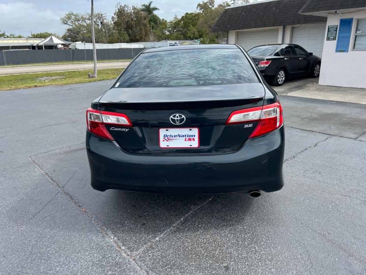 2012 BLACK TOYOTA CAMRY SE (4T1BF1FK2CU) with an 2.5L engine, Automatic transmission, located at 2929 9th St. West, Bradenton, 34205, (941) 242-2810, 27.473591, -82.570679 - Thanks for inquring into DriveNation USA! All vehicles listed can be viewed at www.drivenationusa.com for vehicle history reports and additonal info. We cannot quote any terms such as down payments or monthly payments without an application. You can apply directly at www.drivenationusa.com or by con - Photo#6