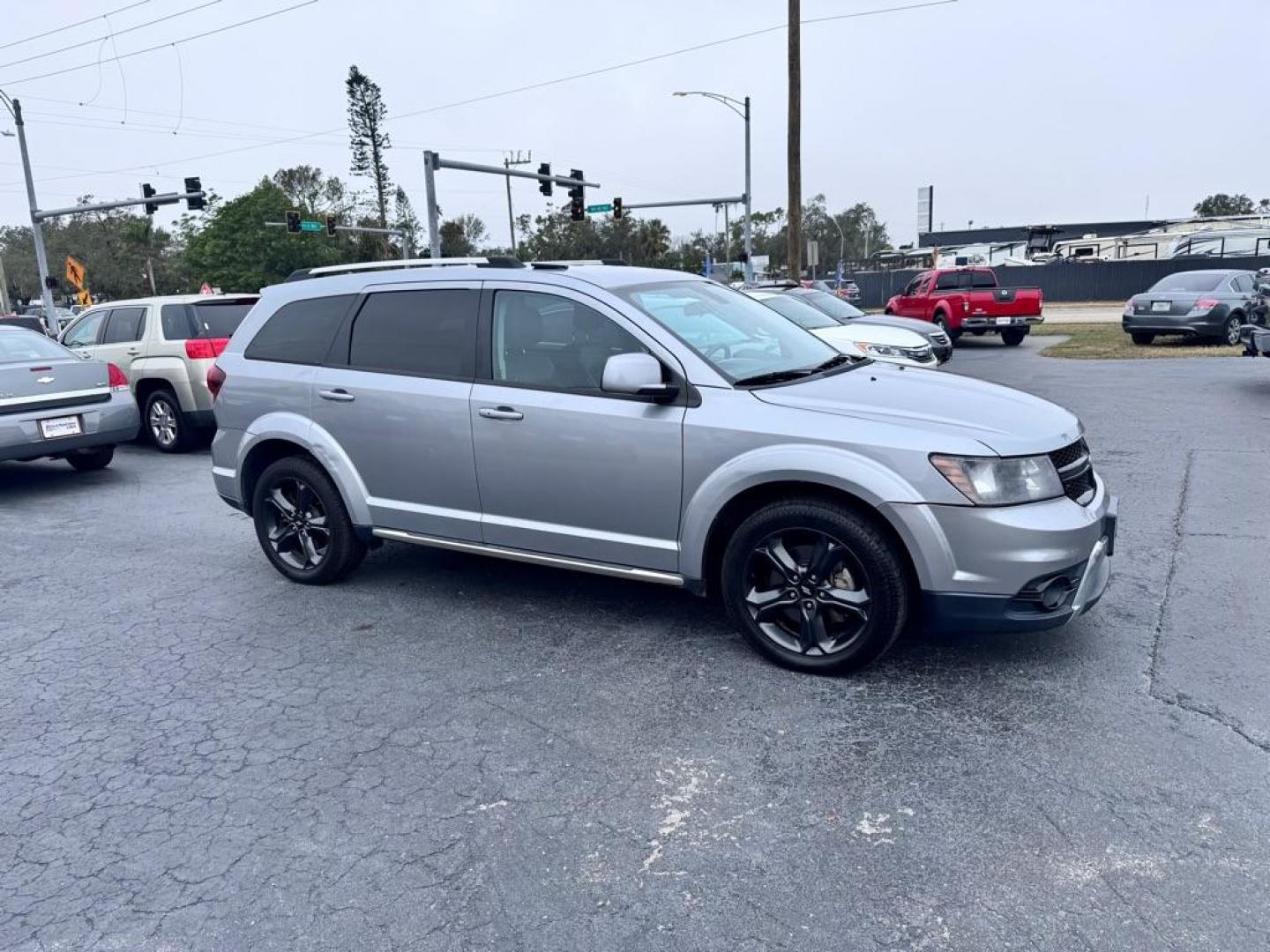 2018 GRAY DODGE JOURNEY CROSSROAD (3C4PDDGG9JT) with an 3.6L engine, Automatic transmission, located at 2929 9th St. West, Bradenton, 34205, (941) 242-2810, 27.473591, -82.570679 - Thanks for inquring into DriveNation USA! All vehicles listed can be viewed at www.drivenationusa.com for vehicle history reports and additonal info. We cannot quote any terms such as down payments or monthly payments without an application. You can apply directly at www.drivenationusa.com or by con - Photo#5