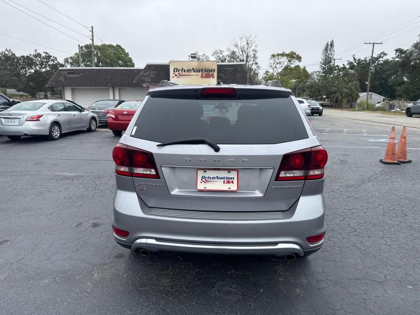 2018 GRAY DODGE JOURNEY CROSSROAD (3C4PDDGG9JT) with an 3.6L engine, Automatic transmission, located at 2929 9th St. West, Bradenton, 34205, (941) 242-2810, 27.473591, -82.570679 - Thanks for inquring into DriveNation USA! All vehicles listed can be viewed at www.drivenationusa.com for vehicle history reports and additonal info. We cannot quote any terms such as down payments or monthly payments without an application. You can apply directly at www.drivenationusa.com or by con - Photo#9