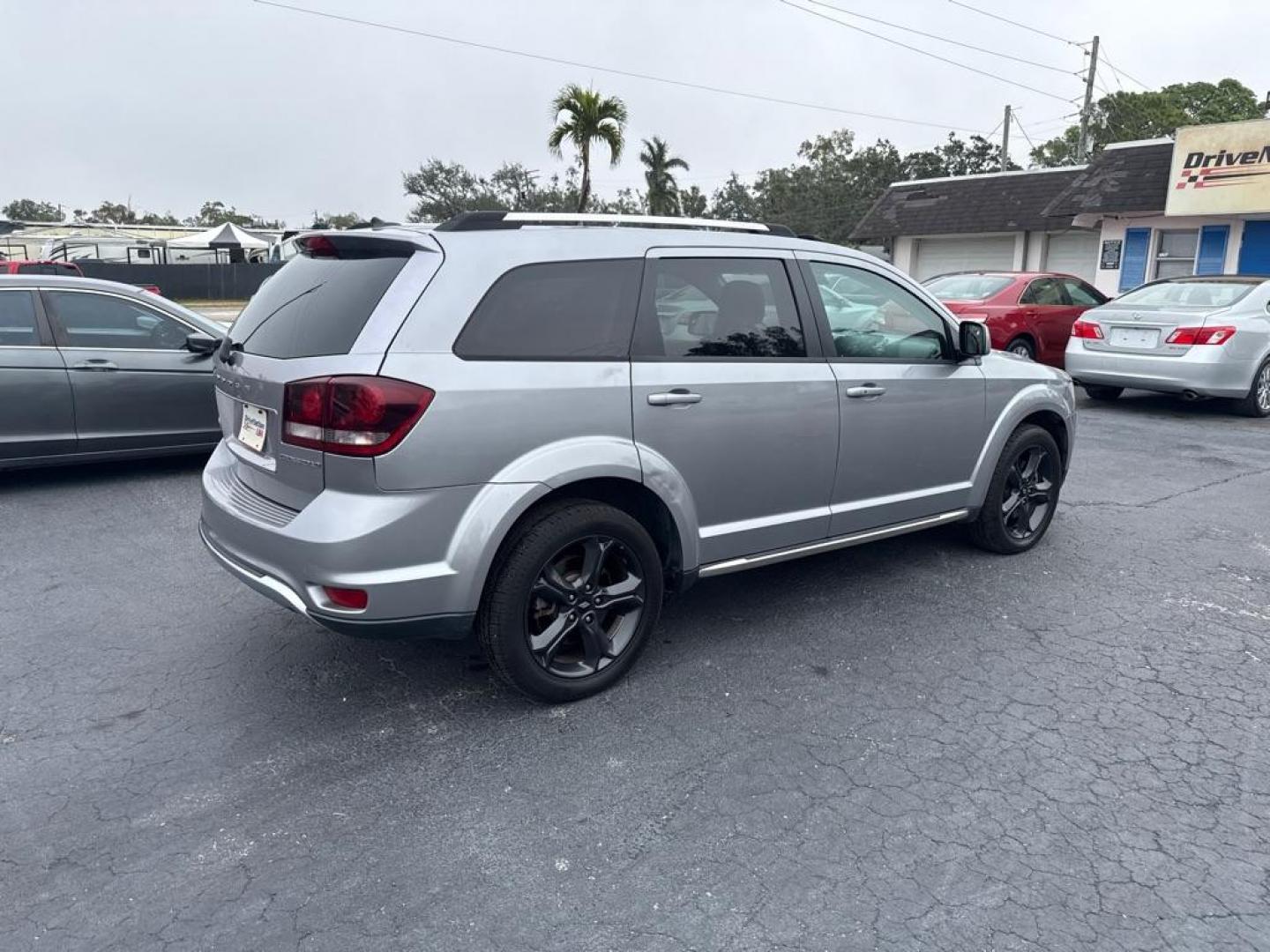 2018 GRAY DODGE JOURNEY CROSSROAD (3C4PDDGG9JT) with an 3.6L engine, Automatic transmission, located at 2929 9th St. West, Bradenton, 34205, (941) 242-2810, 27.473591, -82.570679 - Thanks for inquring into DriveNation USA! All vehicles listed can be viewed at www.drivenationusa.com for vehicle history reports and additonal info. We cannot quote any terms such as down payments or monthly payments without an application. You can apply directly at www.drivenationusa.com or by con - Photo#10