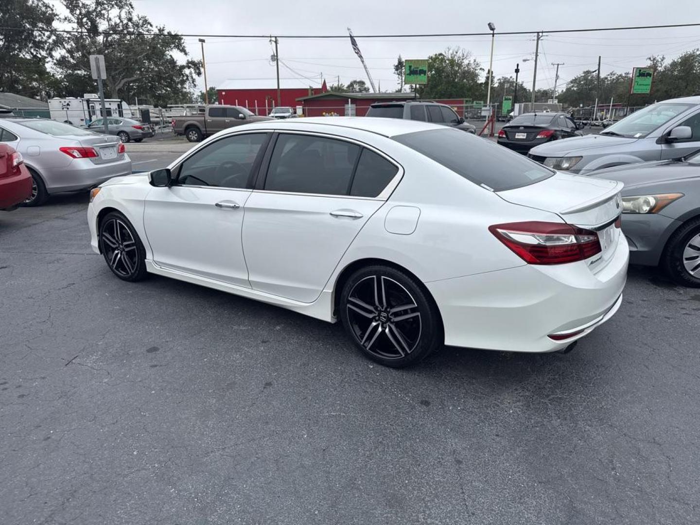 2017 WHITE HONDA ACCORD SPORT SPECIAL EDITION (1HGCR2F14HA) with an 2.4L engine, Continuously Variable transmission, located at 2929 9th St. West, Bradenton, 34205, (941) 242-2810, 27.473591, -82.570679 - Thanks for inquring into DriveNation USA! All vehicles listed can be viewed at www.drivenationusa.com for vehicle history reports and additonal info. We cannot quote any terms such as down payments or monthly payments without an application. You can apply directly at www.drivenationusa.com or by con - Photo#4