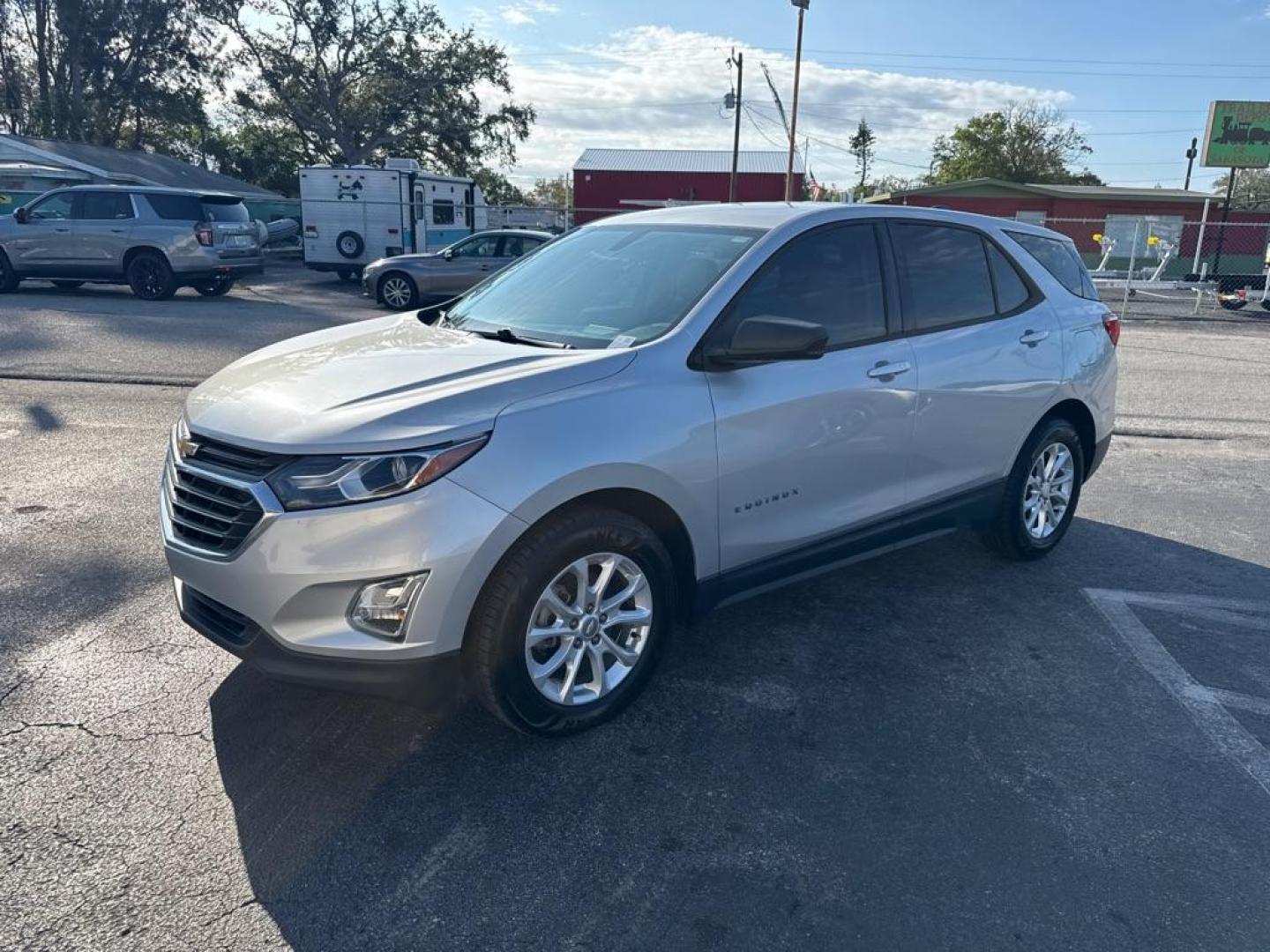 2019 SILVER CHEVROLET EQUINOX LS (2GNAXHEV5K6) with an 1.5L engine, Automatic transmission, located at 2929 9th St. West, Bradenton, 34205, (941) 242-2810, 27.473591, -82.570679 - Photo#3