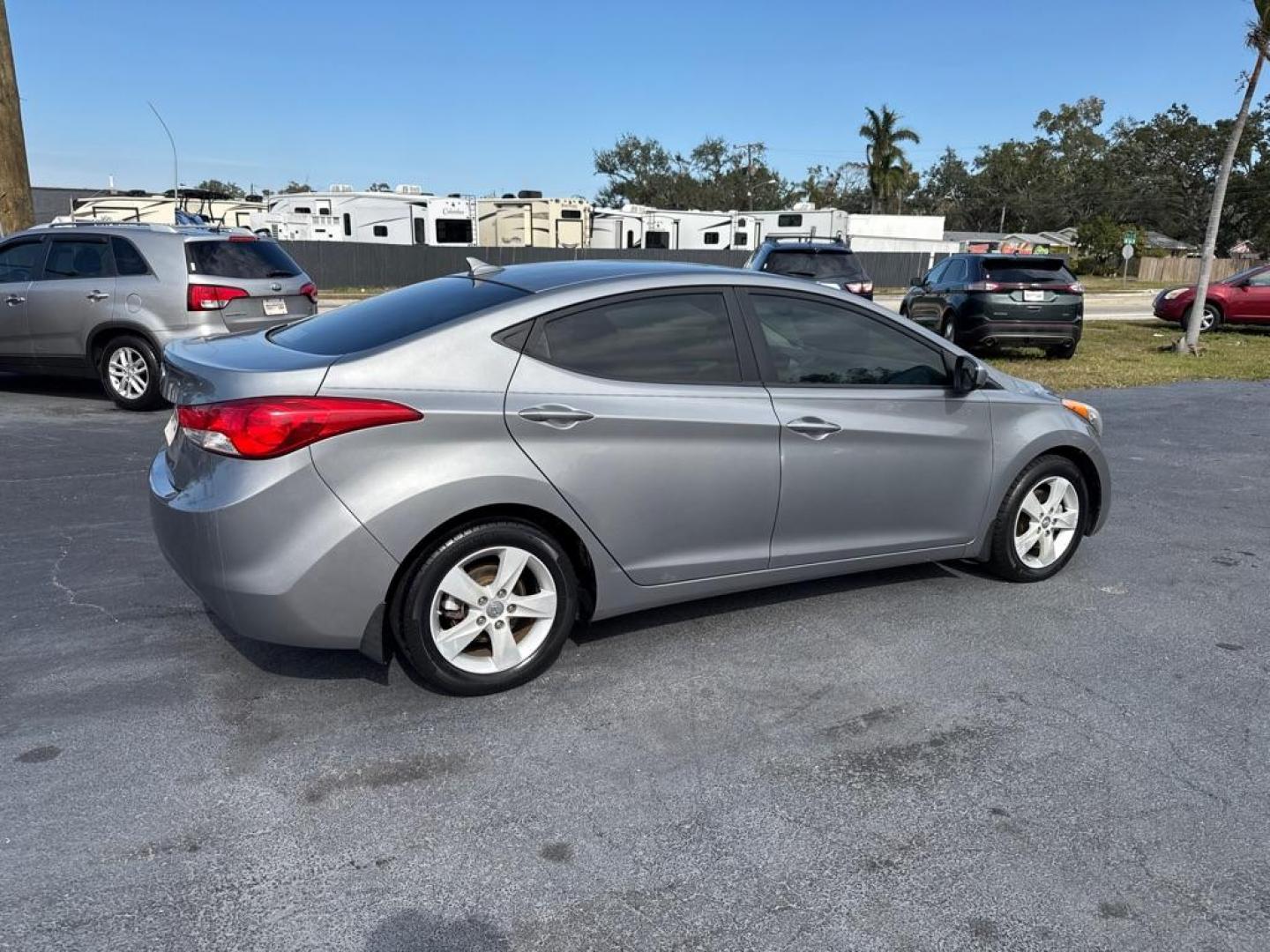 2013 GRAY HYUNDAI ELANTRA GLS (KMHDH4AE1DU) with an 1.8L engine, Automatic transmission, located at 2929 9th St. West, Bradenton, 34205, (941) 242-2810, 27.473591, -82.570679 - Thanks for inquring into DriveNation USA! All vehicles listed can be viewed at www.drivenationusa.com for vehicle history reports and additonal info. We cannot quote any terms such as down payments or monthly payments without an application. You can apply directly at www.drivenationusa.com or by con - Photo#8