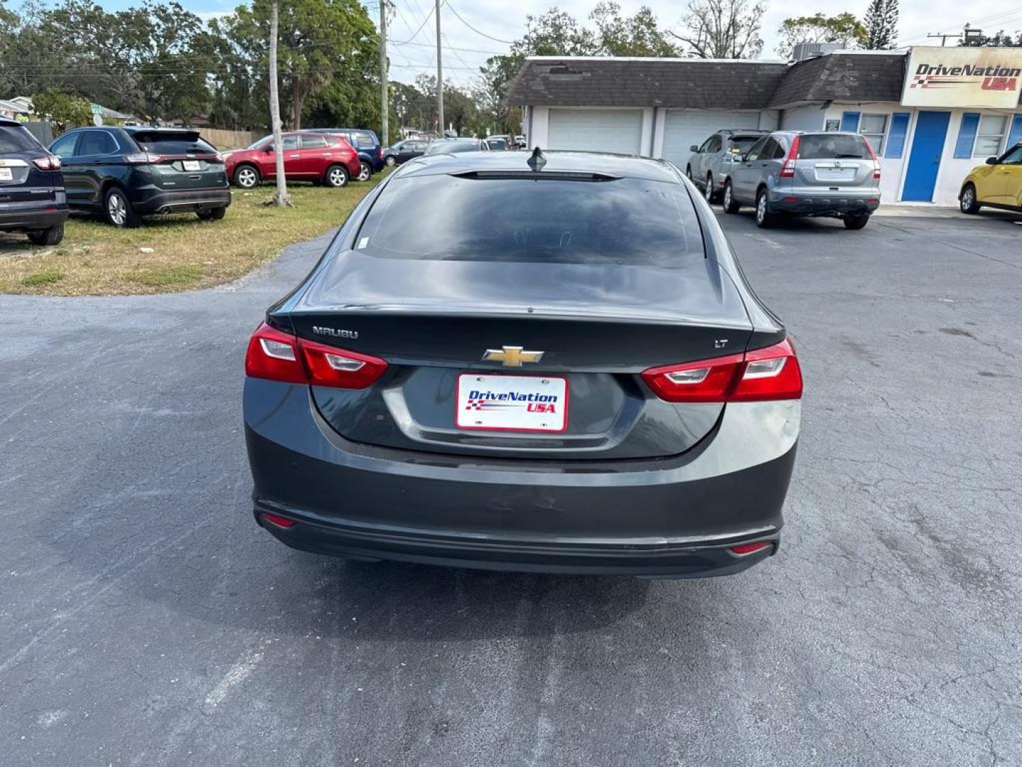 2018 GRAY CHEVROLET MALIBU LT (1G1ZD5ST4JF) with an 1.5L engine, Automatic transmission, located at 2929 9th St. West, Bradenton, 34205, (941) 242-2810, 27.473591, -82.570679 - Thanks for inquring into DriveNation USA! All vehicles listed can be viewed at www.drivenationusa.com for vehicle history reports and additonal info. We cannot quote any terms such as down payments or monthly payments without an application. You can apply directly at www.drivenationusa.com or by con - Photo#6