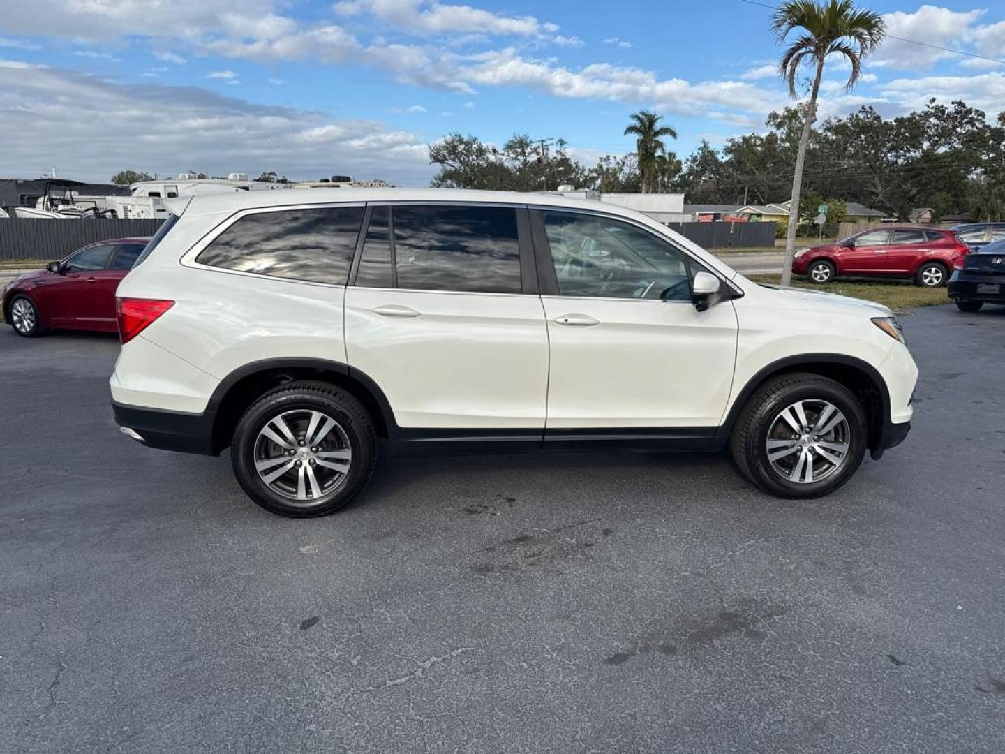 2017 WHITE HONDA PILOT EX (5FNYF5H31HB) with an 3.5L engine, Automatic transmission, located at 2929 9th St. West, Bradenton, 34205, (941) 242-2810, 27.473591, -82.570679 - Thanks for inquring into DriveNation USA! All vehicles listed can be viewed at www.drivenationusa.com for vehicle history reports and additonal info. We cannot quote any terms such as down payments or monthly payments without an application. You can apply directly at www.drivenationusa.com or by con - Photo#8