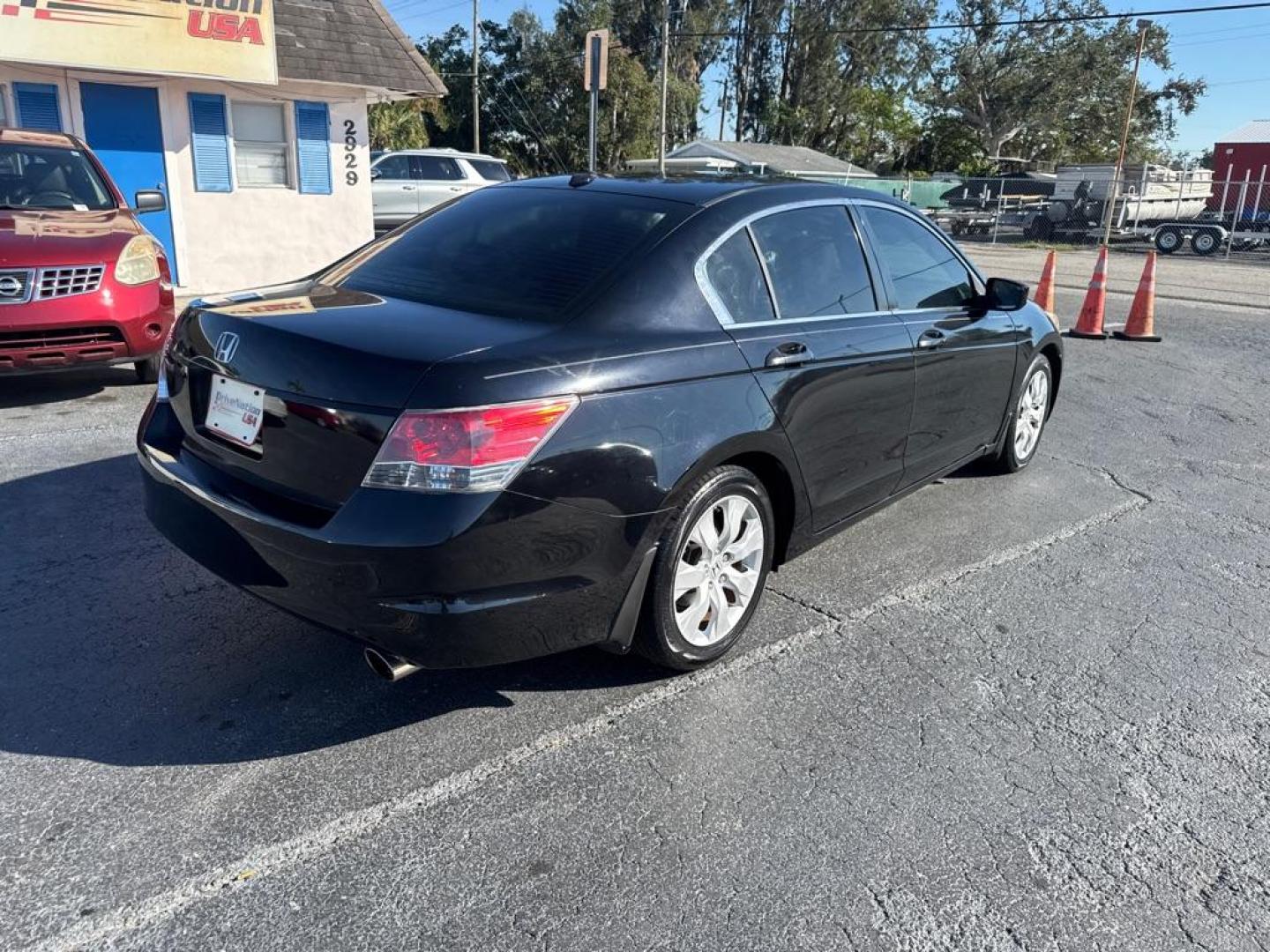 2008 BLACK HONDA ACCORD EXL (JHMCP26828C) with an 2.4L engine, Automatic transmission, located at 2929 9th St. West, Bradenton, 34205, (941) 242-2810, 27.473591, -82.570679 - Photo#7