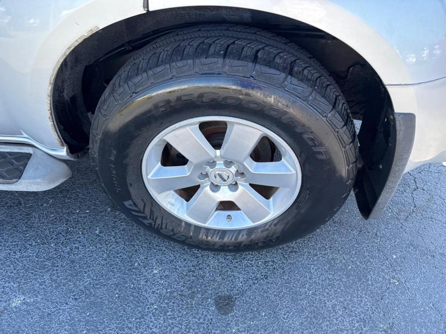 2008 SILVER NISSAN PATHFINDER S (5N1AR18U38C) with an 4.0L engine, Continuously Variable transmission, located at 2929 9th St. West, Bradenton, 34205, (941) 242-2810, 27.473591, -82.570679 - Thanks for inquring into DriveNation USA! All vehicles listed can be viewed at www.drivenationusa.com for vehicle history reports and additonal info. We cannot quote any terms such as down payments or monthly payments without an application. You can apply directly at www.drivenationusa.com or by con - Photo#10