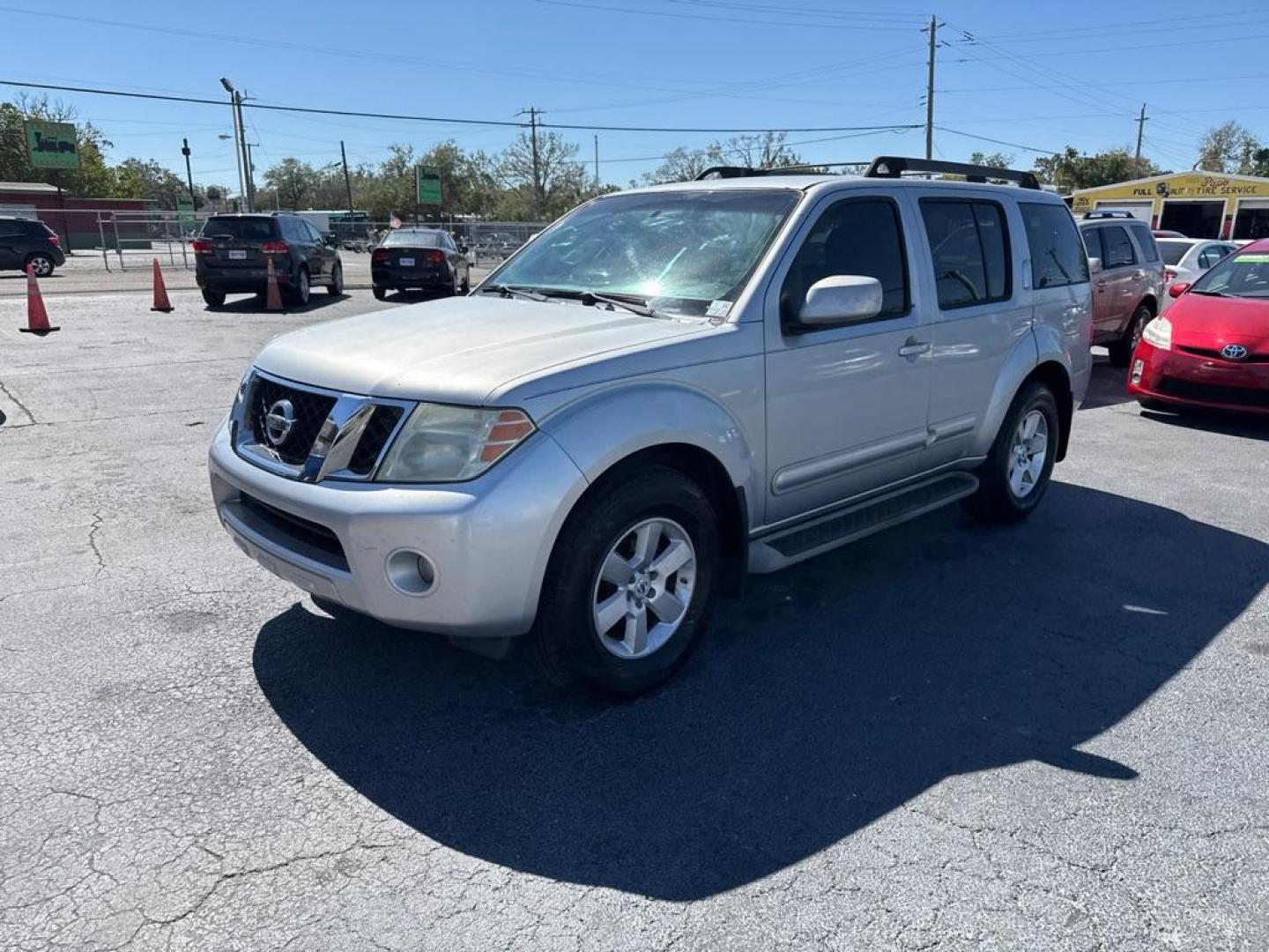 2008 SILVER NISSAN PATHFINDER S (5N1AR18U38C) with an 4.0L engine, Continuously Variable transmission, located at 2929 9th St. West, Bradenton, 34205, (941) 242-2810, 27.473591, -82.570679 - Thanks for inquring into DriveNation USA! All vehicles listed can be viewed at www.drivenationusa.com for vehicle history reports and additonal info. We cannot quote any terms such as down payments or monthly payments without an application. You can apply directly at www.drivenationusa.com or by con - Photo#4