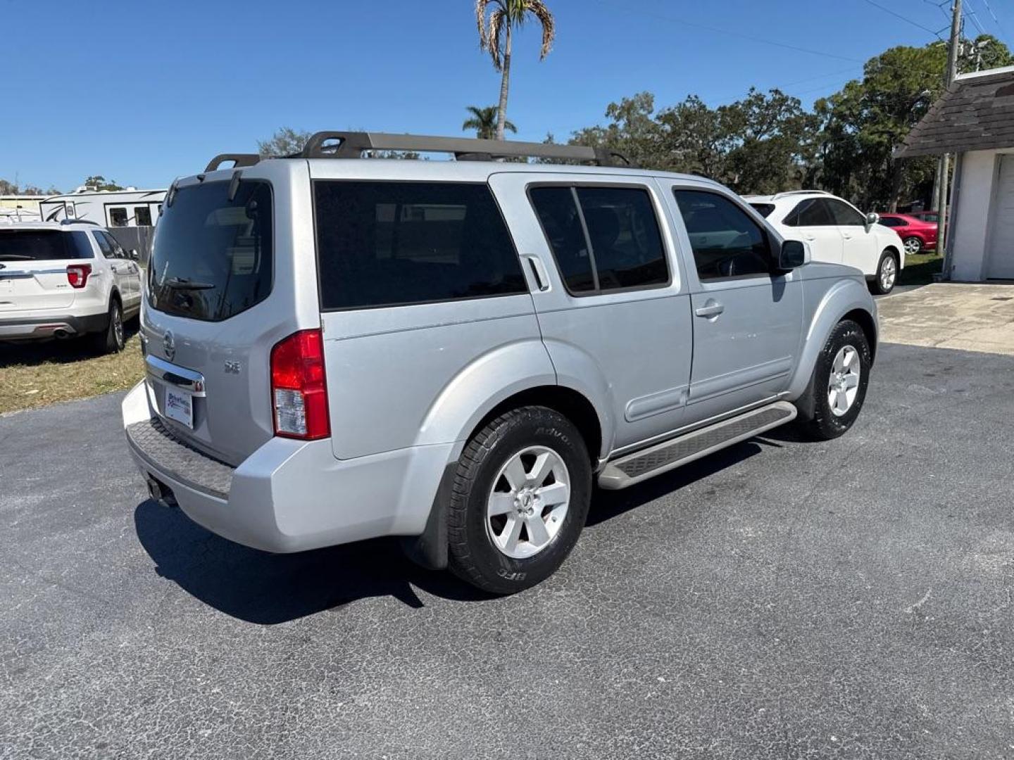 2008 SILVER NISSAN PATHFINDER S (5N1AR18U38C) with an 4.0L engine, Continuously Variable transmission, located at 2929 9th St. West, Bradenton, 34205, (941) 242-2810, 27.473591, -82.570679 - Thanks for inquring into DriveNation USA! All vehicles listed can be viewed at www.drivenationusa.com for vehicle history reports and additonal info. We cannot quote any terms such as down payments or monthly payments without an application. You can apply directly at www.drivenationusa.com or by con - Photo#8