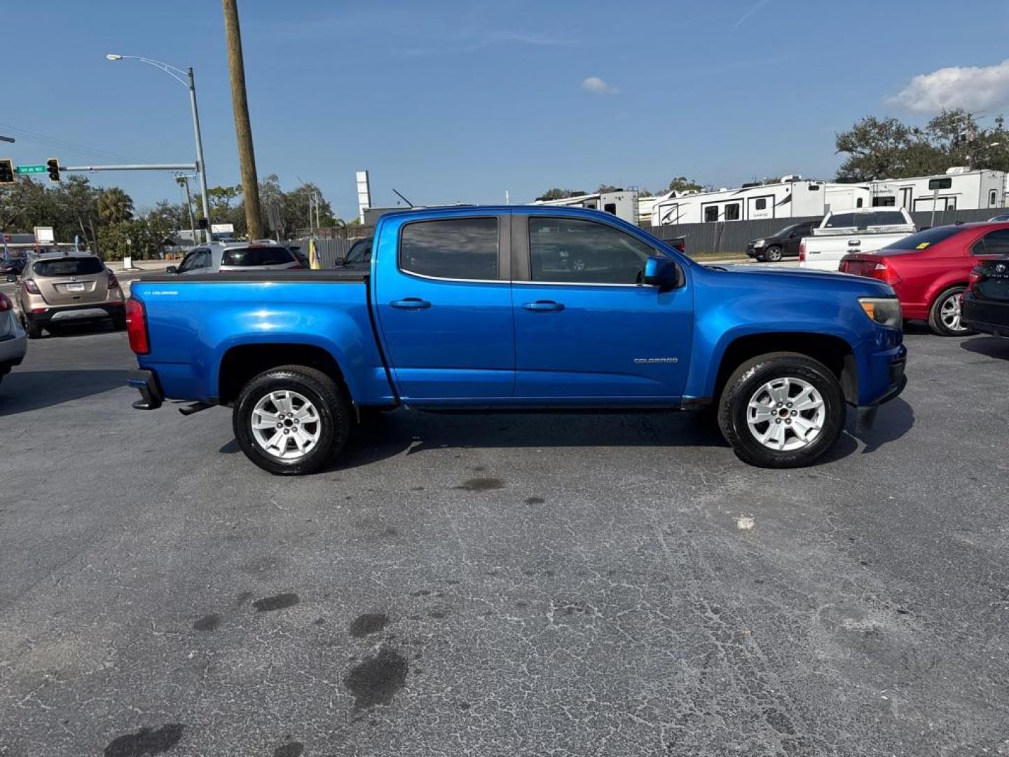 2018 BLUE CHEVROLET COLORADO LT (1GCGSCEA7J1) with an 2.5L engine, Automatic transmission, located at 2929 9th St. West, Bradenton, 34205, (941) 242-2810, 27.473591, -82.570679 - Photo#8