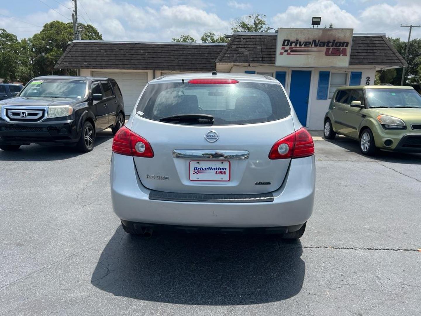 2014 SILVER NISSAN ROGUE SELECT S (JN8AS5MT8EW) with an 2.5L engine, Continuously Variable transmission, located at 2929 9th St. West, Bradenton, 34205, (941) 242-2810, 27.473591, -82.570679 - Thanks for inquring into DriveNation USA! All vehicles listed can be viewed at www.drivenationusa.com for vehicle history reports and additonal info. We cannot quote any terms such as down payments or monthly payments without an application. You can apply directly at www.drivenationusa.com or by con - Photo#6