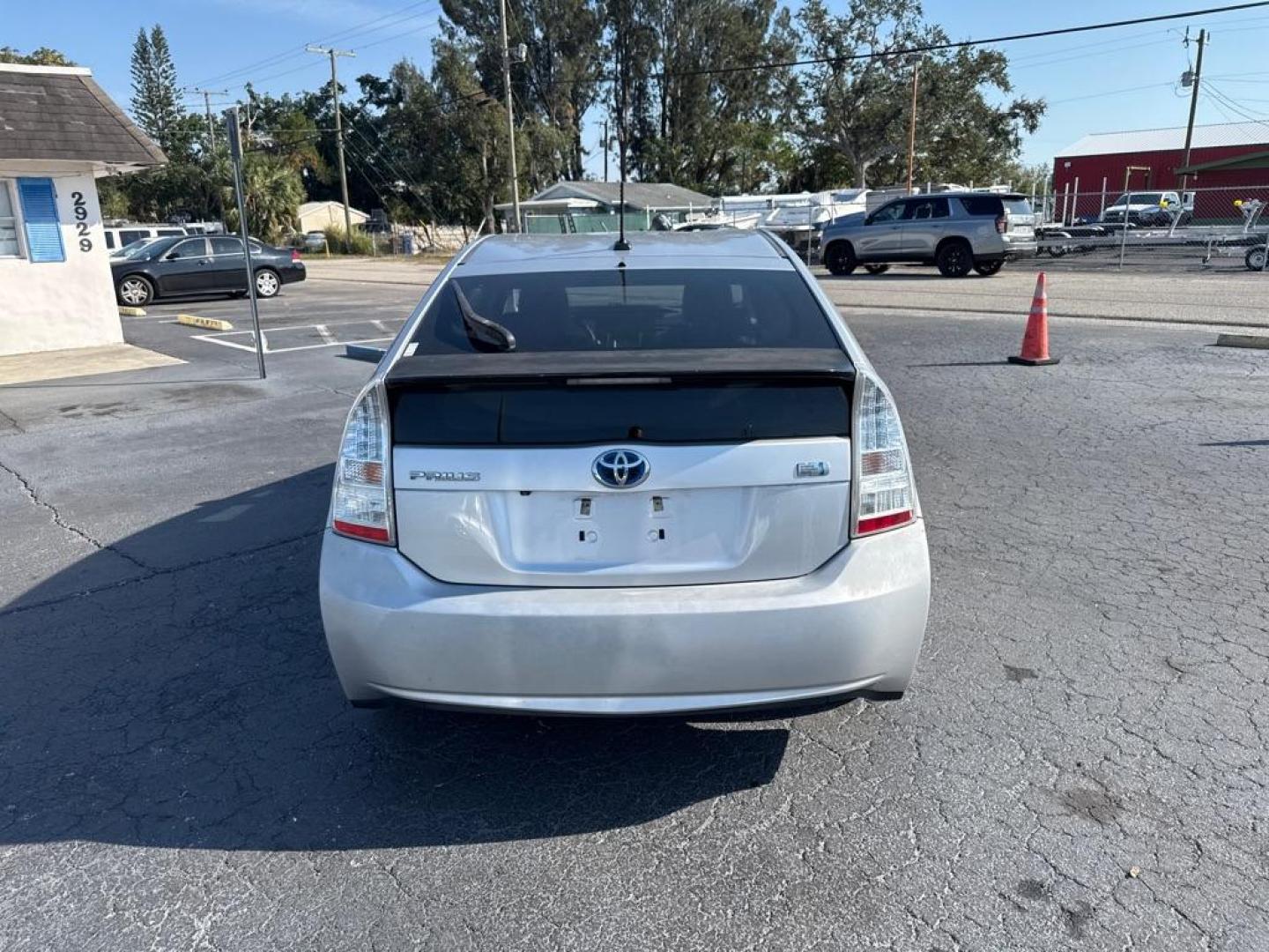 2010 SILVER TOYOTA PRIUS 3 (JTDKN3DU0A5) with an 1.8L engine, Continuously Variable transmission, located at 2929 9th St. West, Bradenton, 34205, (941) 242-2810, 27.473591, -82.570679 - Thanks for inquring into DriveNation USA! All vehicles listed can be viewed at www.drivenationusa.com for vehicle history reports and additonal info. We cannot quote any terms such as down payments or monthly payments without an application. You can apply directly at www.drivenationusa.com or by con - Photo#6