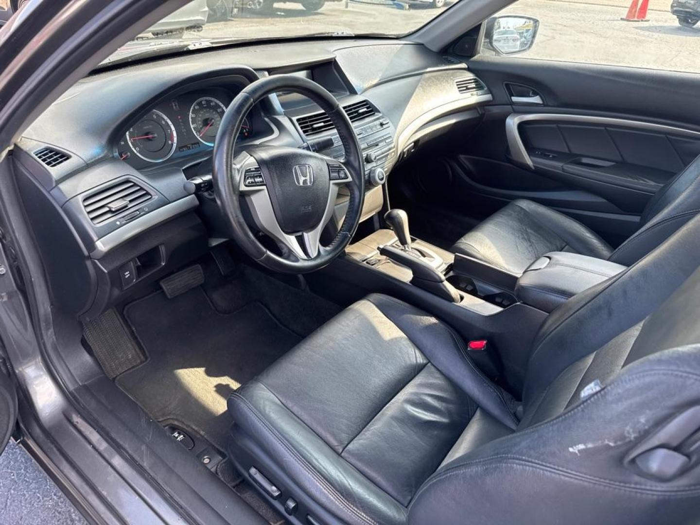 2009 GRAY HONDA ACCORD EXL (1HGCS128X9A) with an 2.4L engine, Automatic transmission, located at 2929 9th St. West, Bradenton, 34205, (941) 242-2810, 27.473591, -82.570679 - Thanks for inquring into DriveNation USA! All vehicles listed can be viewed at www.drivenationusa.com for vehicle history reports and additonal info. We cannot quote any terms such as down payments or monthly payments without an application. You can apply directly at www.drivenationusa.com or by con - Photo#11