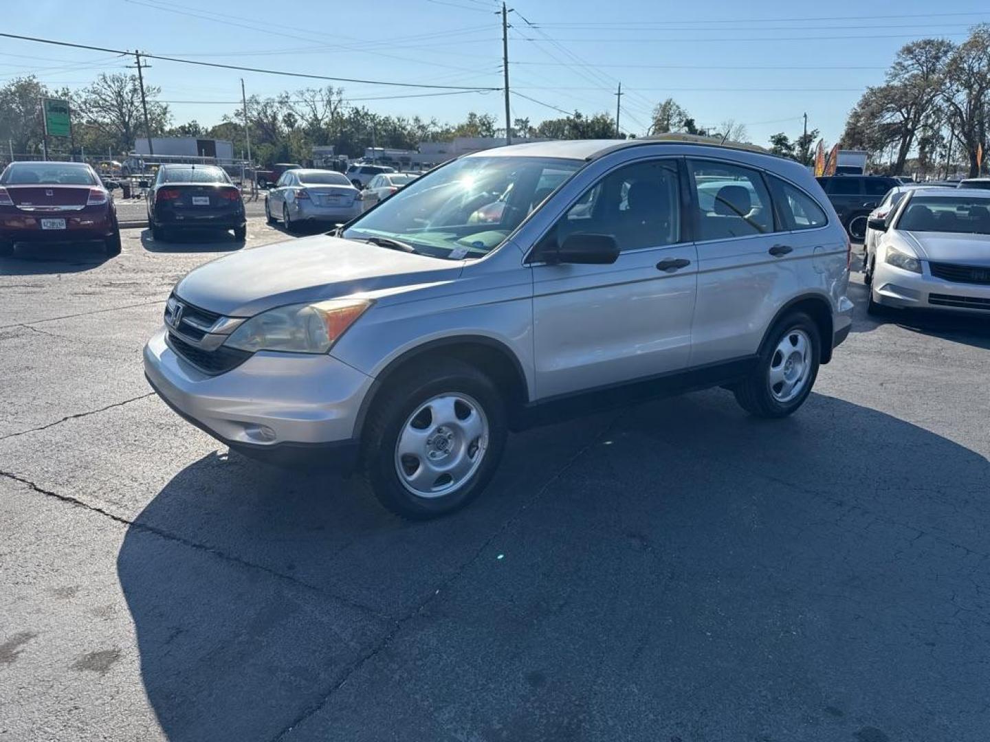 2010 SILVER HONDA CR-V LX (3CZRE3H35AG) with an 2.4L engine, Automatic transmission, located at 2929 9th St. West, Bradenton, 34205, (941) 242-2810, 27.473591, -82.570679 - Photo#3