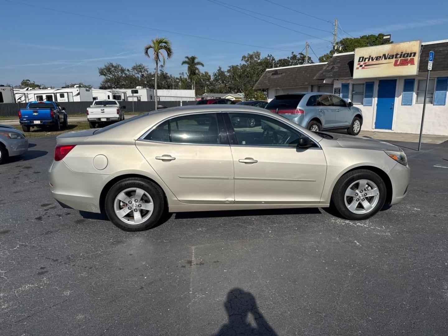 2013 TAN CHEVROLET MALIBU LS (1G11B5SA5DF) with an 2.5L engine, Automatic transmission, located at 2929 9th St. West, Bradenton, 34205, (941) 242-2810, 27.473591, -82.570679 - Thanks for inquring into DriveNation USA! All vehicles listed can be viewed at www.drivenationusa.com for vehicle history reports and additonal info. We cannot quote any terms such as down payments or monthly payments without an application. You can apply directly at www.drivenationusa.com or by con - Photo#9