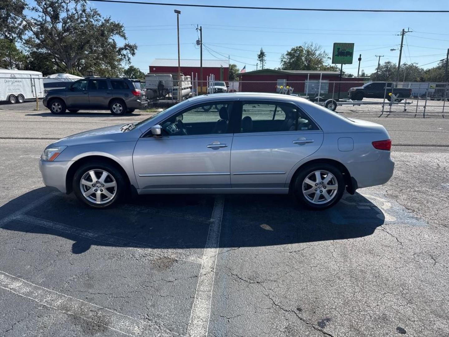 2005 SILVER HONDA ACCORD EX (1HGCM66805A) with an 3.0L engine, Automatic transmission, located at 2929 9th St. West, Bradenton, 34205, (941) 242-2810, 27.473591, -82.570679 - Thanks for inquring into DriveNation USA! All vehicles listed can be viewed at www.drivenationusa.com for vehicle history reports and additonal info. We cannot quote any terms such as down payments or monthly payments without an application. You can apply directly at www.drivenationusa.com or by con - Photo#4