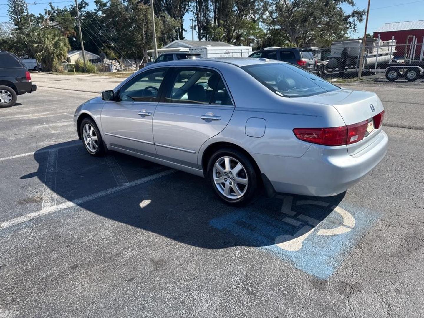 2005 SILVER HONDA ACCORD EX (1HGCM66805A) with an 3.0L engine, Automatic transmission, located at 2929 9th St. West, Bradenton, 34205, (941) 242-2810, 27.473591, -82.570679 - Thanks for inquring into DriveNation USA! All vehicles listed can be viewed at www.drivenationusa.com for vehicle history reports and additonal info. We cannot quote any terms such as down payments or monthly payments without an application. You can apply directly at www.drivenationusa.com or by con - Photo#5