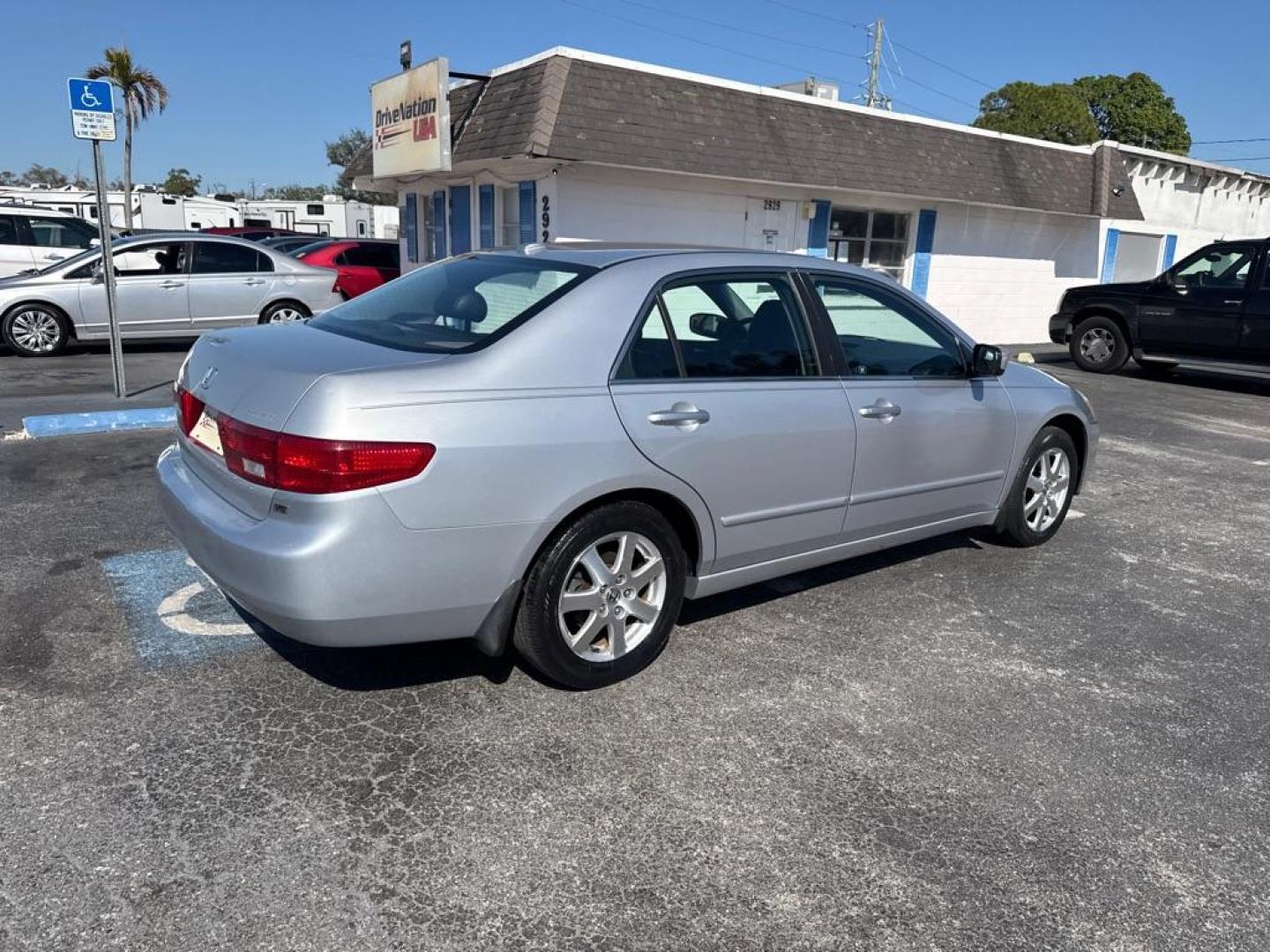 2005 SILVER HONDA ACCORD EX (1HGCM66805A) with an 3.0L engine, Automatic transmission, located at 2929 9th St. West, Bradenton, 34205, (941) 242-2810, 27.473591, -82.570679 - Thanks for inquring into DriveNation USA! All vehicles listed can be viewed at www.drivenationusa.com for vehicle history reports and additonal info. We cannot quote any terms such as down payments or monthly payments without an application. You can apply directly at www.drivenationusa.com or by con - Photo#7