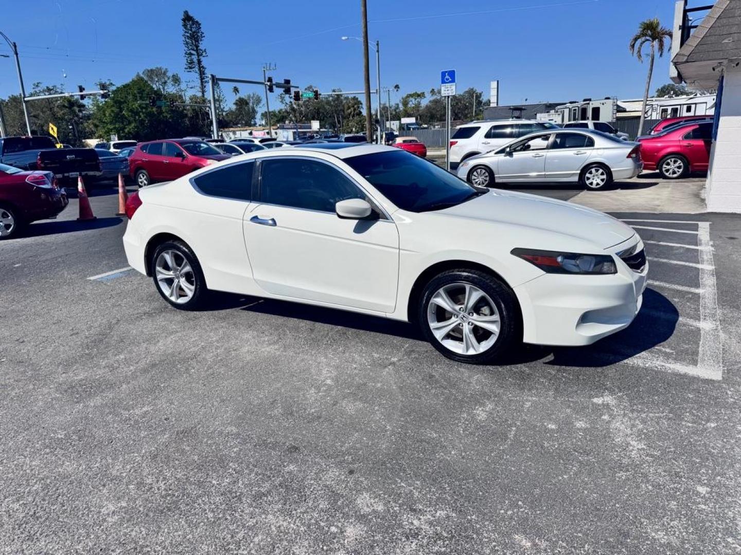 2011 WHITE HONDA ACCORD EXL (1HGCS2B85BA) with an 3.5L engine, Automatic transmission, located at 2929 9th St. West, Bradenton, 34205, (941) 242-2810, 27.473591, -82.570679 - Thanks for inquring into DriveNation USA! All vehicles listed can be viewed at www.drivenationusa.com for vehicle history reports and additonal info. We cannot quote any terms such as down payments or monthly payments without an application. You can apply directly at www.drivenationusa.com or by con - Photo#0