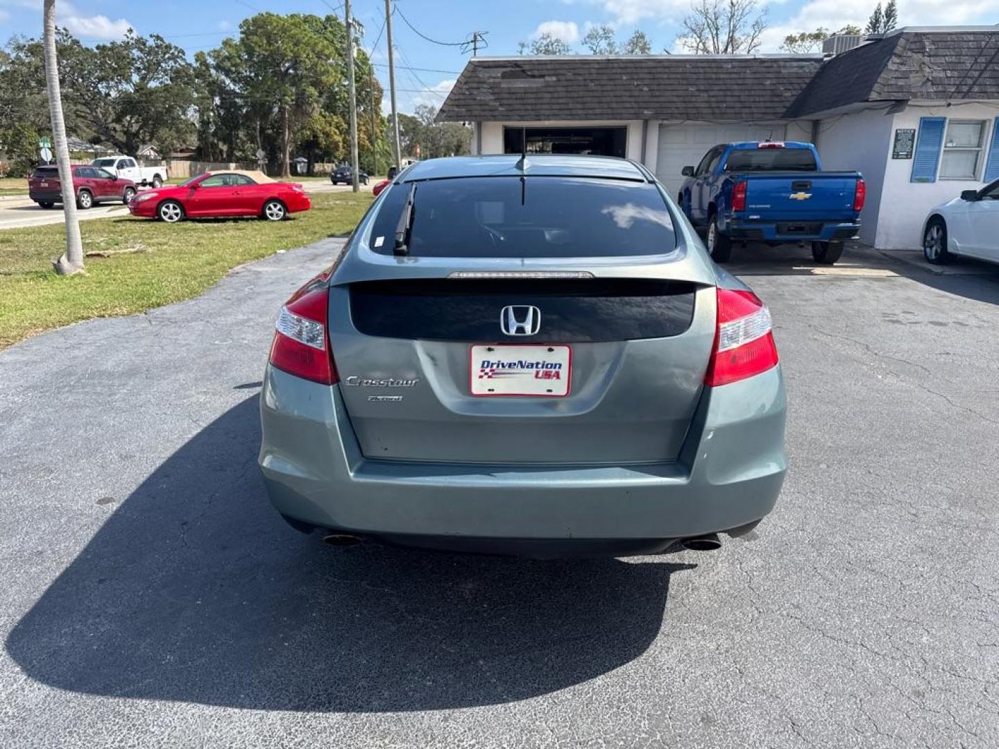 2010 GREEN HONDA ACCORD CROSSTOU EXL (5J6TF1H56AL) with an 3.5L engine, Automatic transmission, located at 2929 9th St. West, Bradenton, 34205, (941) 242-2810, 27.473591, -82.570679 - Thanks for inquring into DriveNation USA! All vehicles listed can be viewed at www.drivenationusa.com for vehicle history reports and additonal info. We cannot quote any terms such as down payments or monthly payments without an application. You can apply directly at www.drivenationusa.com or by con - Photo#6