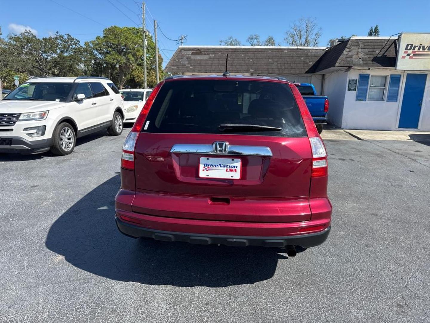 2011 RED HONDA CR-V EXL (5J6RE3H75BL) with an 2.4L engine, Automatic transmission, located at 2929 9th St. West, Bradenton, 34205, (941) 242-2810, 27.473591, -82.570679 - Thanks for inquring into DriveNation USA! All vehicles listed can be viewed at www.drivenationusa.com for vehicle history reports and additonal info. We cannot quote any terms such as down payments or monthly payments without an application. You can apply directly at www.drivenationusa.com or by con - Photo#6