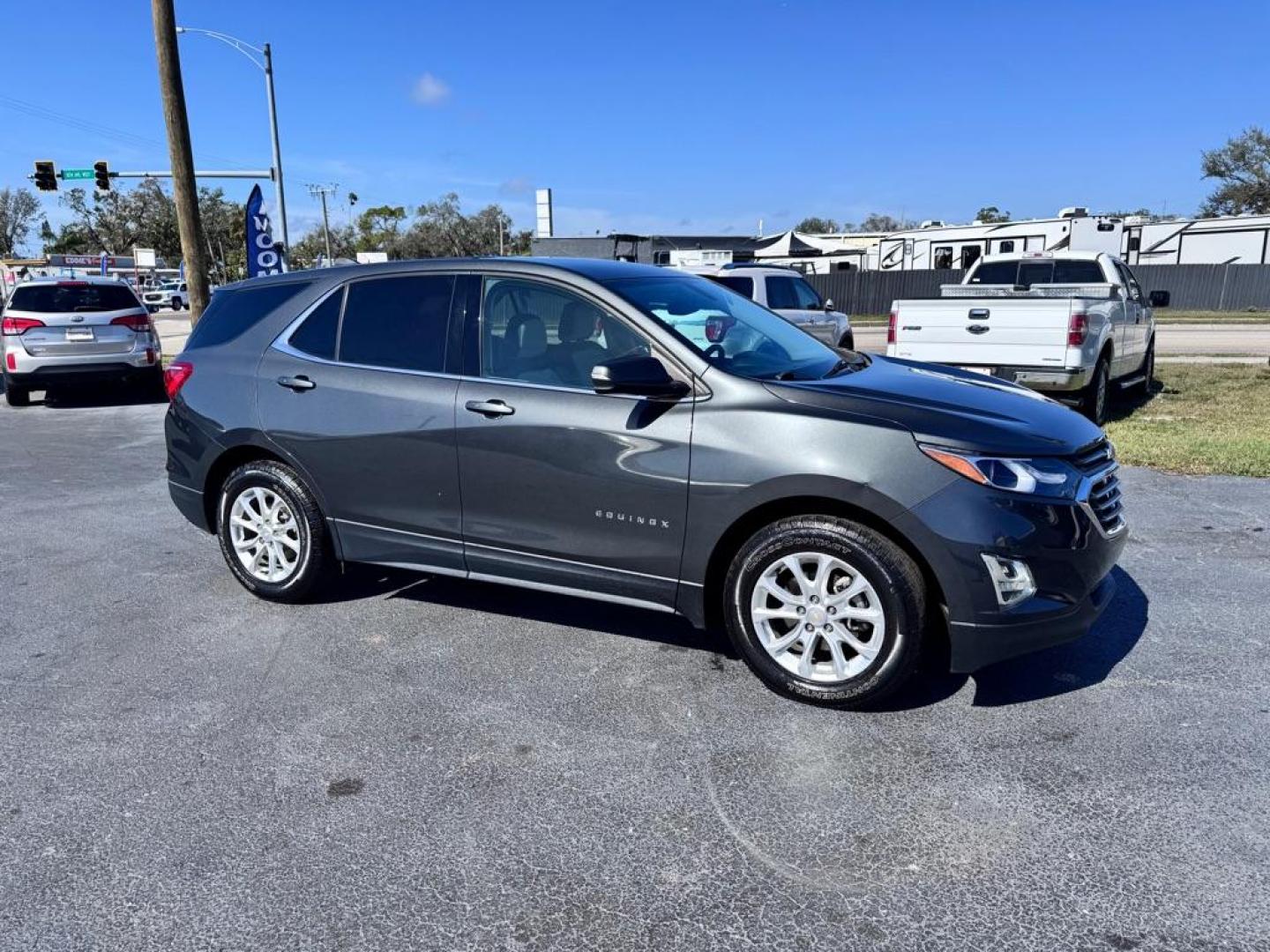 2018 GRAY CHEVROLET EQUINOX LT (2GNAXJEV0J6) with an 1.5L engine, Automatic transmission, located at 2929 9th St. West, Bradenton, 34205, (941) 242-2810, 27.473591, -82.570679 - Thanks for inquring into DriveNation USA! All vehicles listed can be viewed at www.drivenationusa.com for vehicle history reports and additonal info. We cannot quote any terms such as down payments or monthly payments without an application. You can apply directly at www.drivenationusa.com or by con - Photo#0