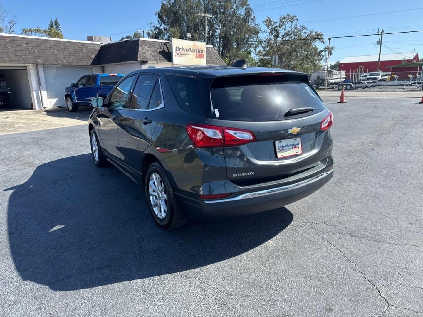 2018 GRAY CHEVROLET EQUINOX LT (2GNAXJEV0J6) with an 1.5L engine, Automatic transmission, located at 2929 9th St. West, Bradenton, 34205, (941) 242-2810, 27.473591, -82.570679 - Thanks for inquring into DriveNation USA! All vehicles listed can be viewed at www.drivenationusa.com for vehicle history reports and additonal info. We cannot quote any terms such as down payments or monthly payments without an application. You can apply directly at www.drivenationusa.com or by con - Photo#6