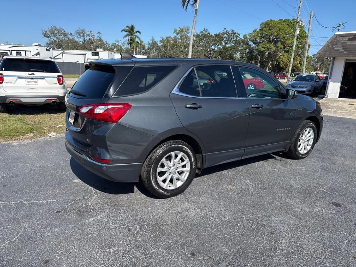 2018 GRAY CHEVROLET EQUINOX LT (2GNAXJEV0J6) with an 1.5L engine, Automatic transmission, located at 2929 9th St. West, Bradenton, 34205, (941) 242-2810, 27.473591, -82.570679 - Thanks for inquring into DriveNation USA! All vehicles listed can be viewed at www.drivenationusa.com for vehicle history reports and additonal info. We cannot quote any terms such as down payments or monthly payments without an application. You can apply directly at www.drivenationusa.com or by con - Photo#8