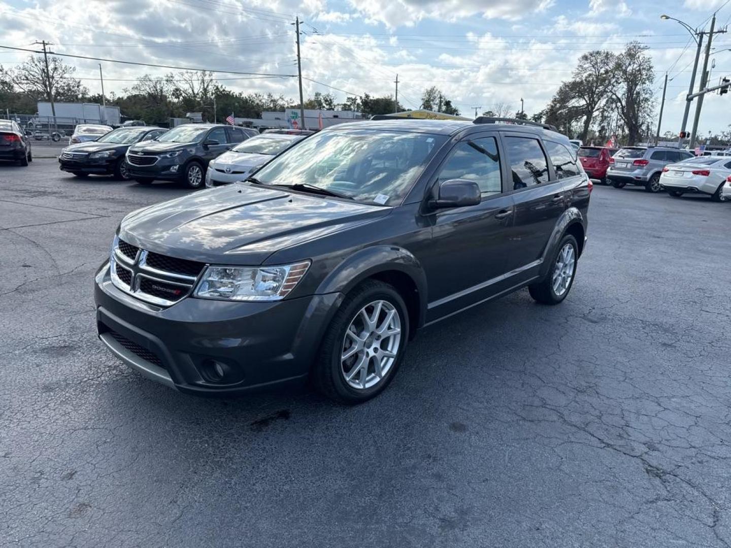 2016 GRAY DODGE JOURNEY SXT (3C4PDCBG1GT) with an 3.6L engine, Automatic transmission, located at 2929 9th St. West, Bradenton, 34205, (941) 242-2810, 27.473591, -82.570679 - Thanks for inquring into DriveNation USA! All vehicles listed can be viewed at www.drivenationusa.com for vehicle history reports and additonal info. We cannot quote any terms such as down payments or monthly payments without an application. You can apply directly at www.drivenationusa.com or by con - Photo#3